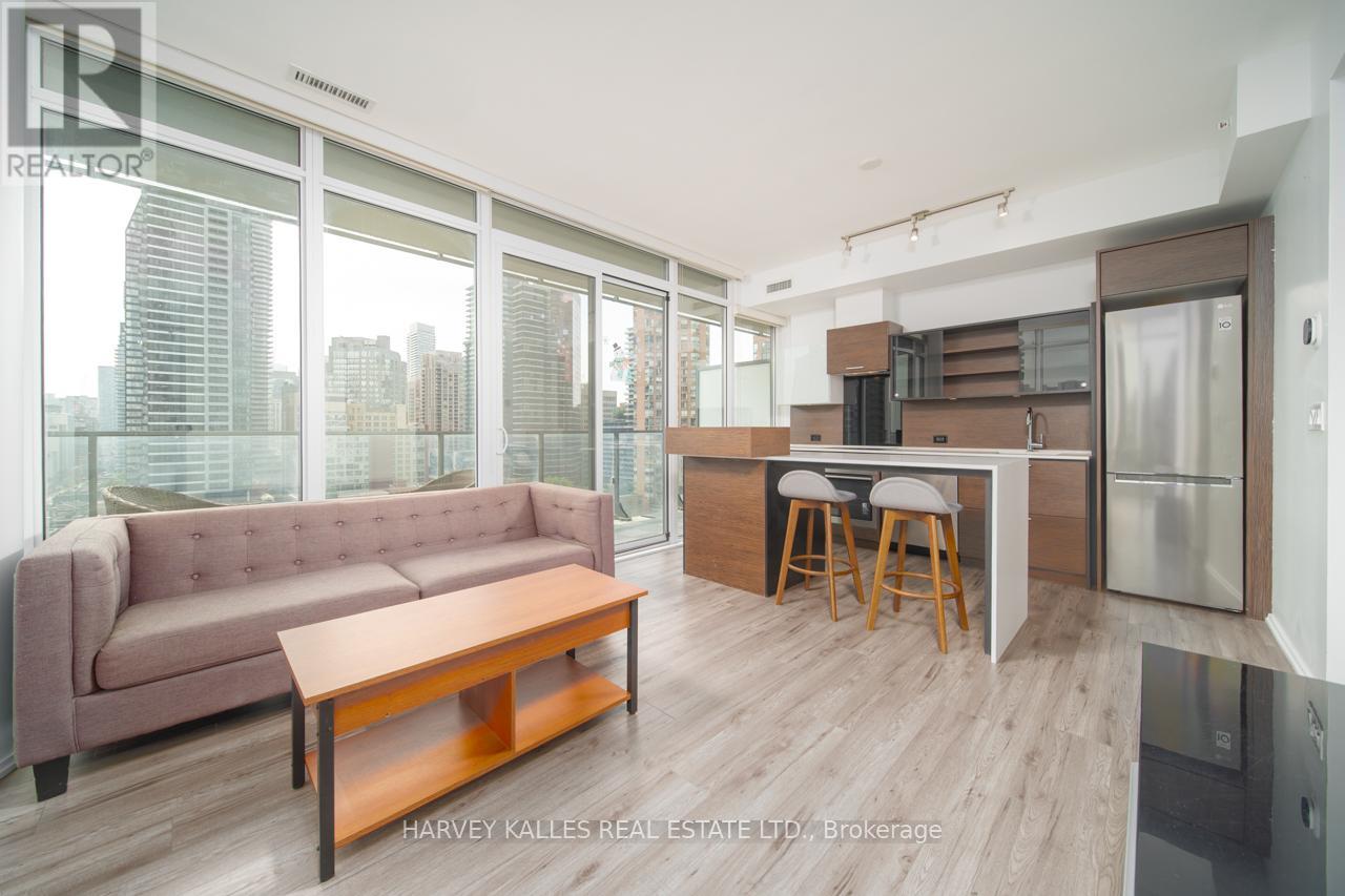 1202 - 75 ST NICHOLAS STREET