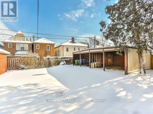 UPPER - 989 AVENUE ROAD