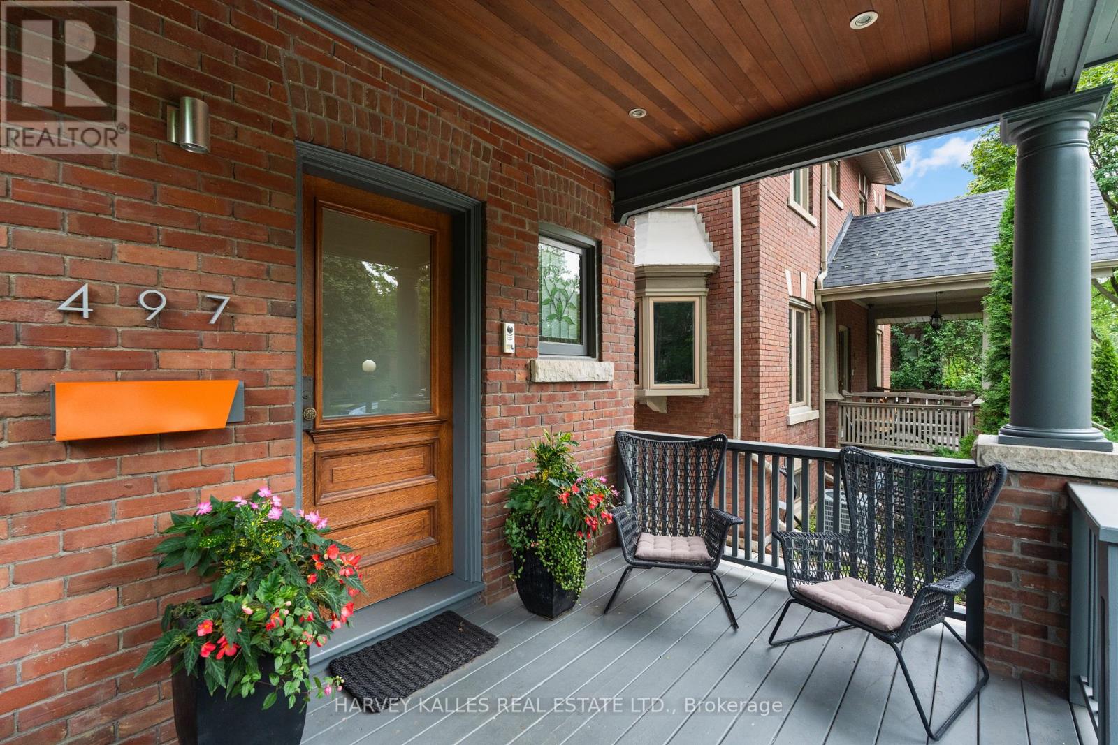 497 PALMERSTON BOULEVARD