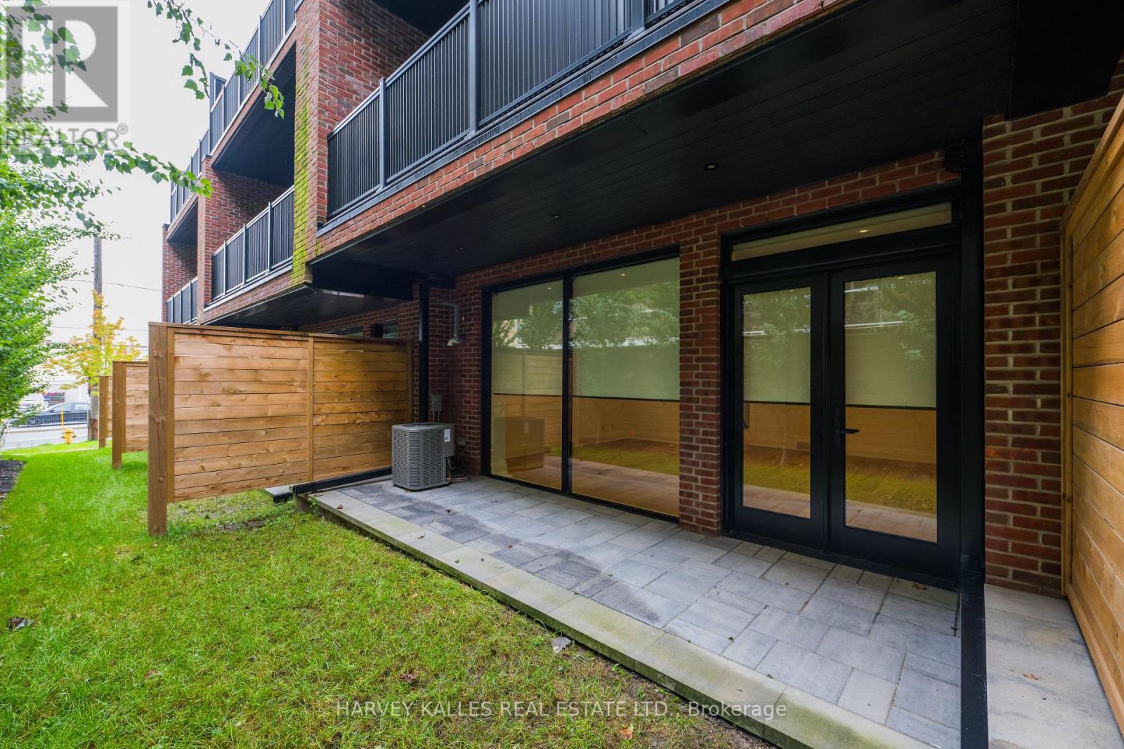 32 EVERGREEN GARDENS