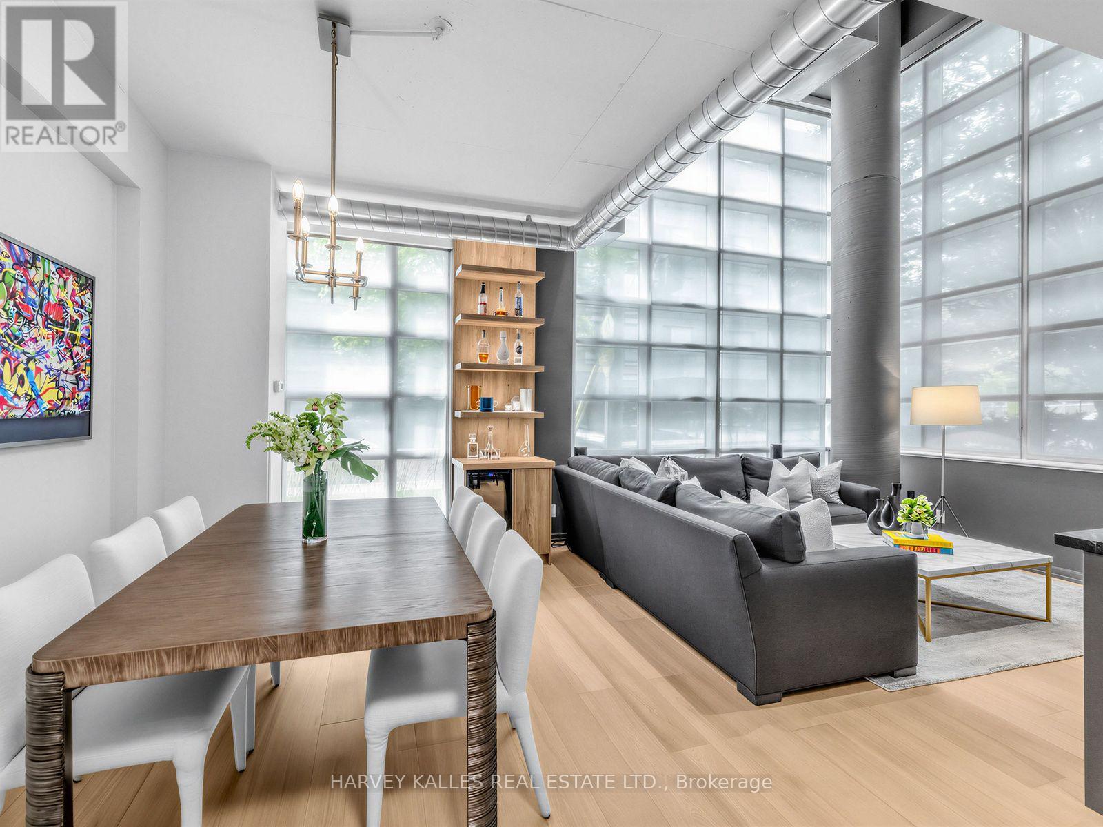 106 - 380 MACPHERSON AVENUE