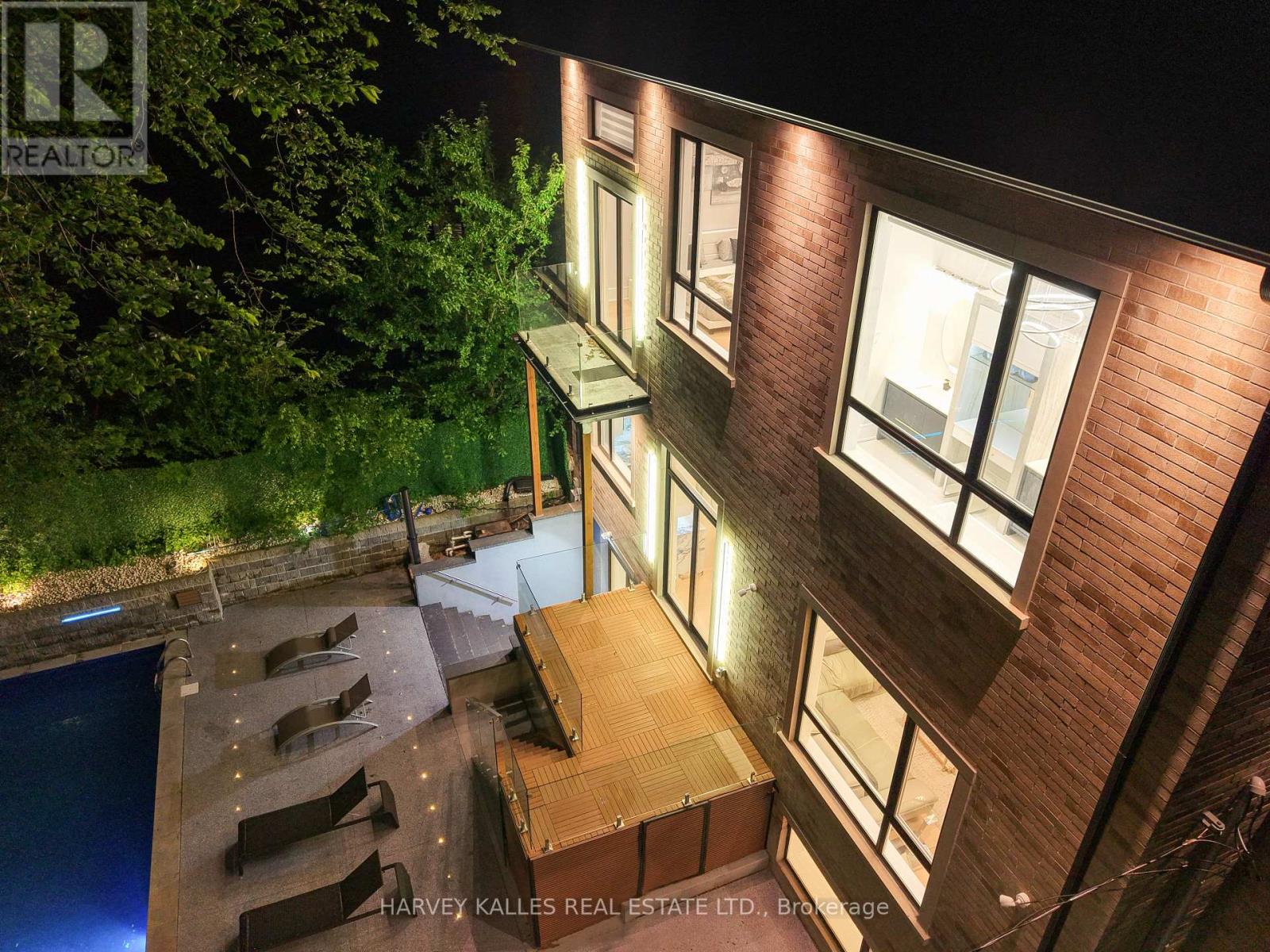 615 BRIAR HILL AVENUE