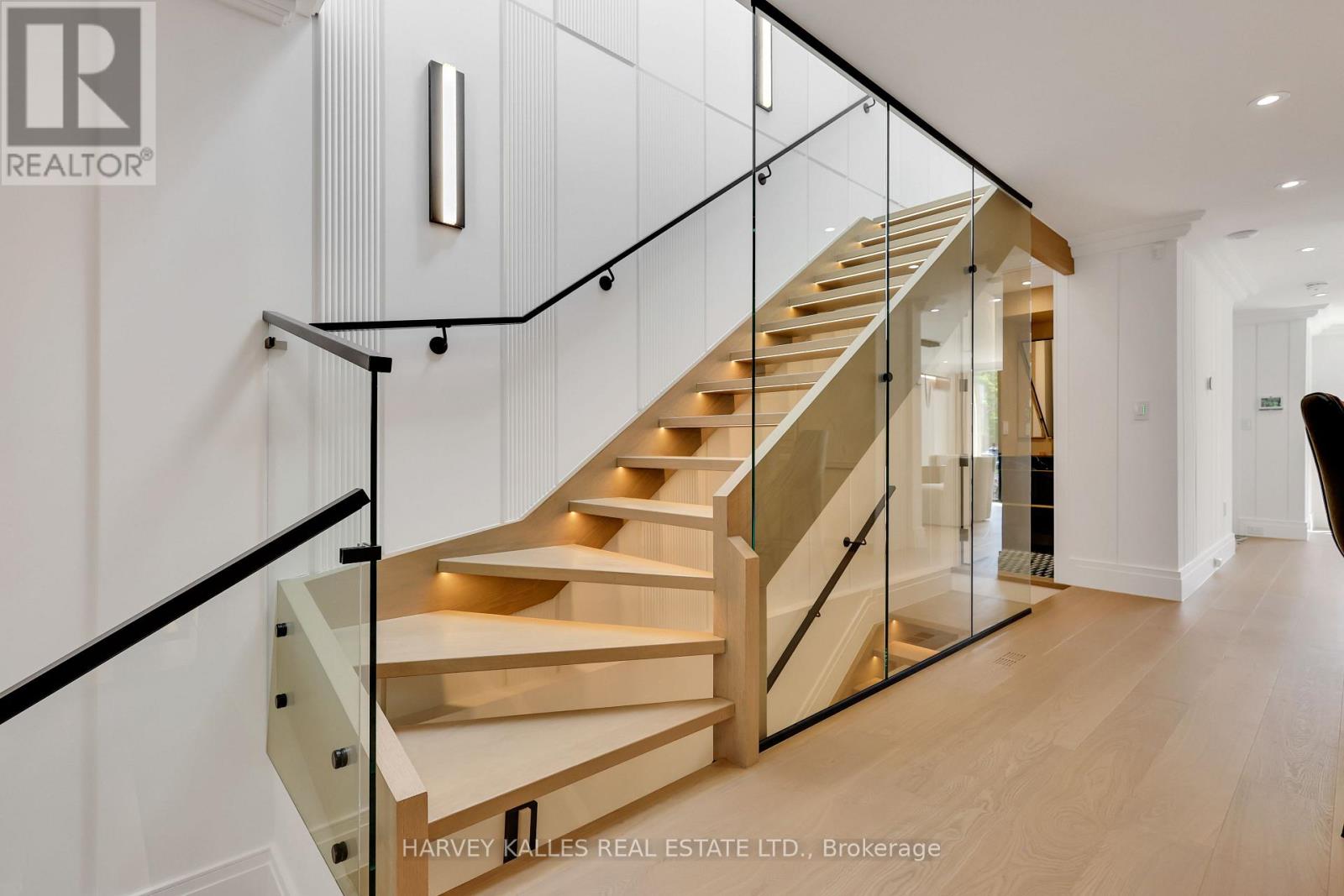 238 MELROSE AVENUE