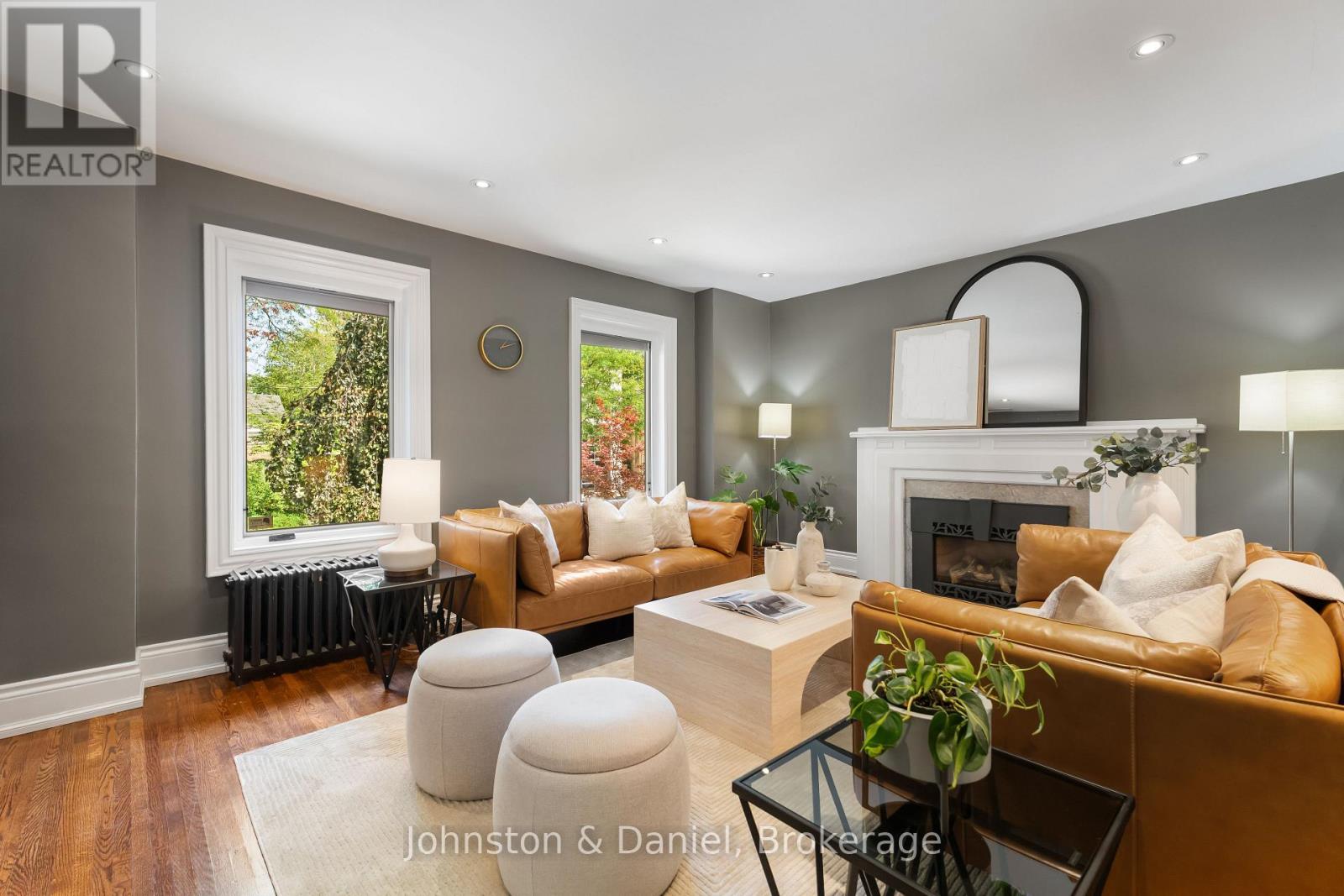 77 LAWRENCE CRESCENT