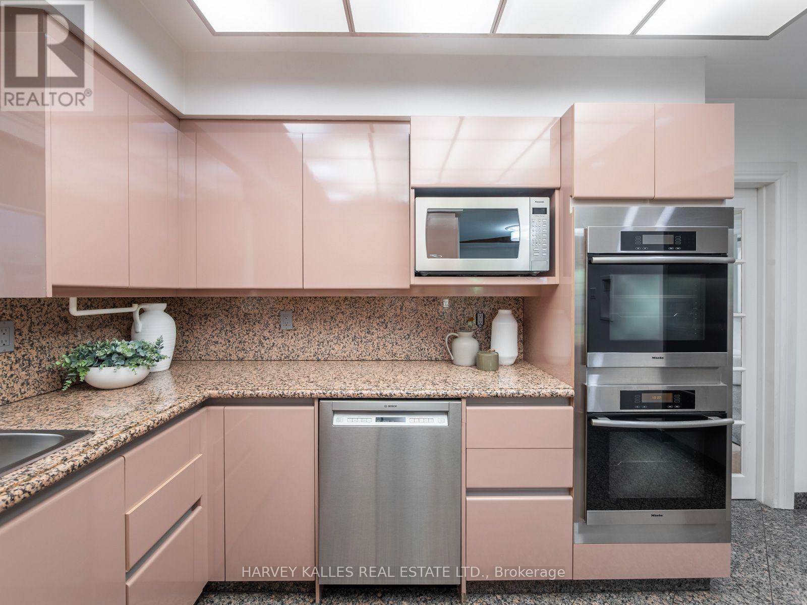 26 VESTA DRIVE
