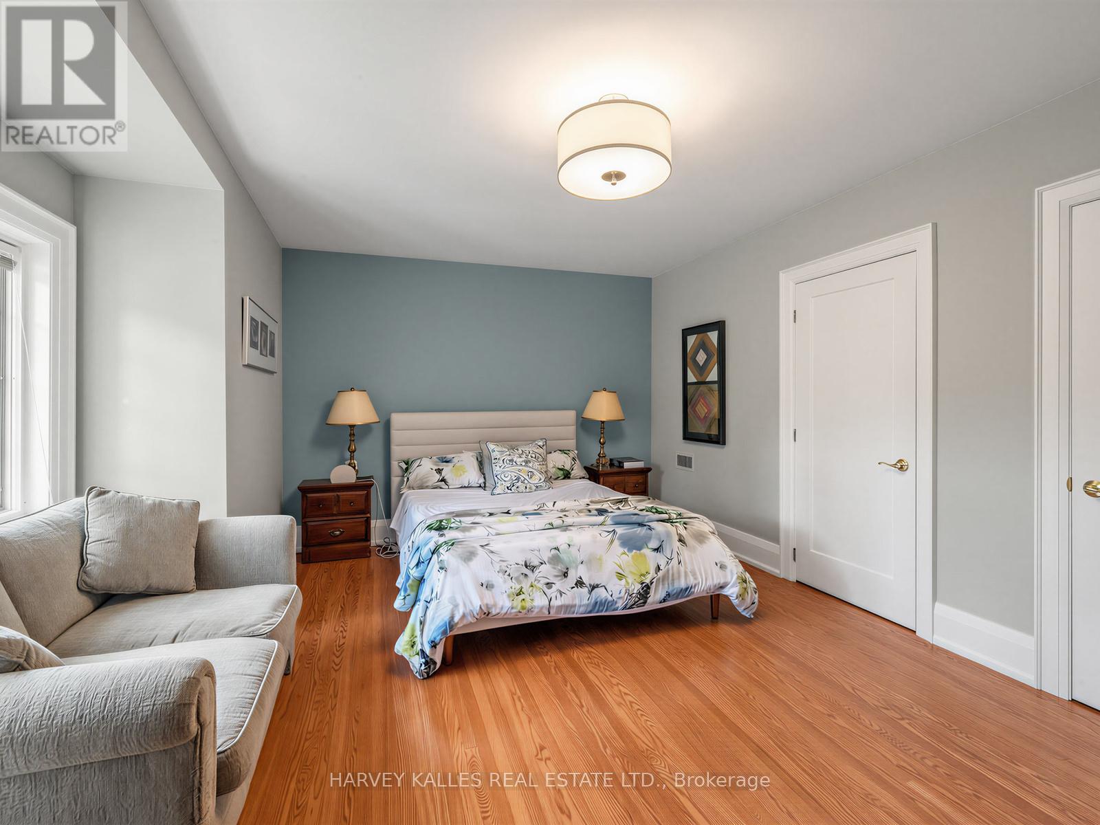 287 ST. LEONARD'S AVENUE