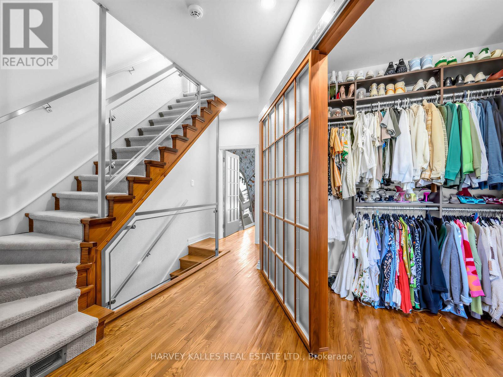 285 BRUNSWICK AVENUE
