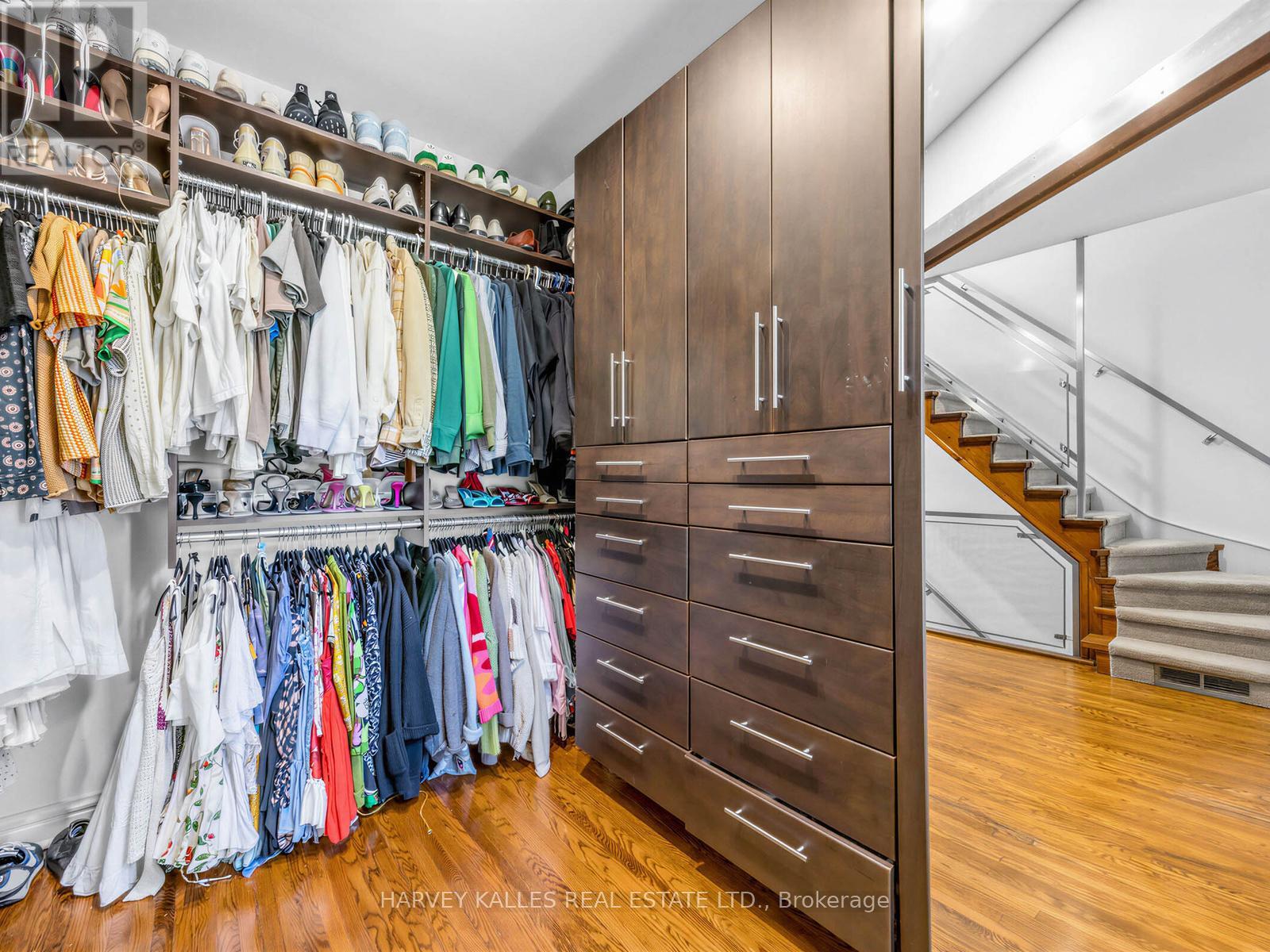 285 BRUNSWICK AVENUE
