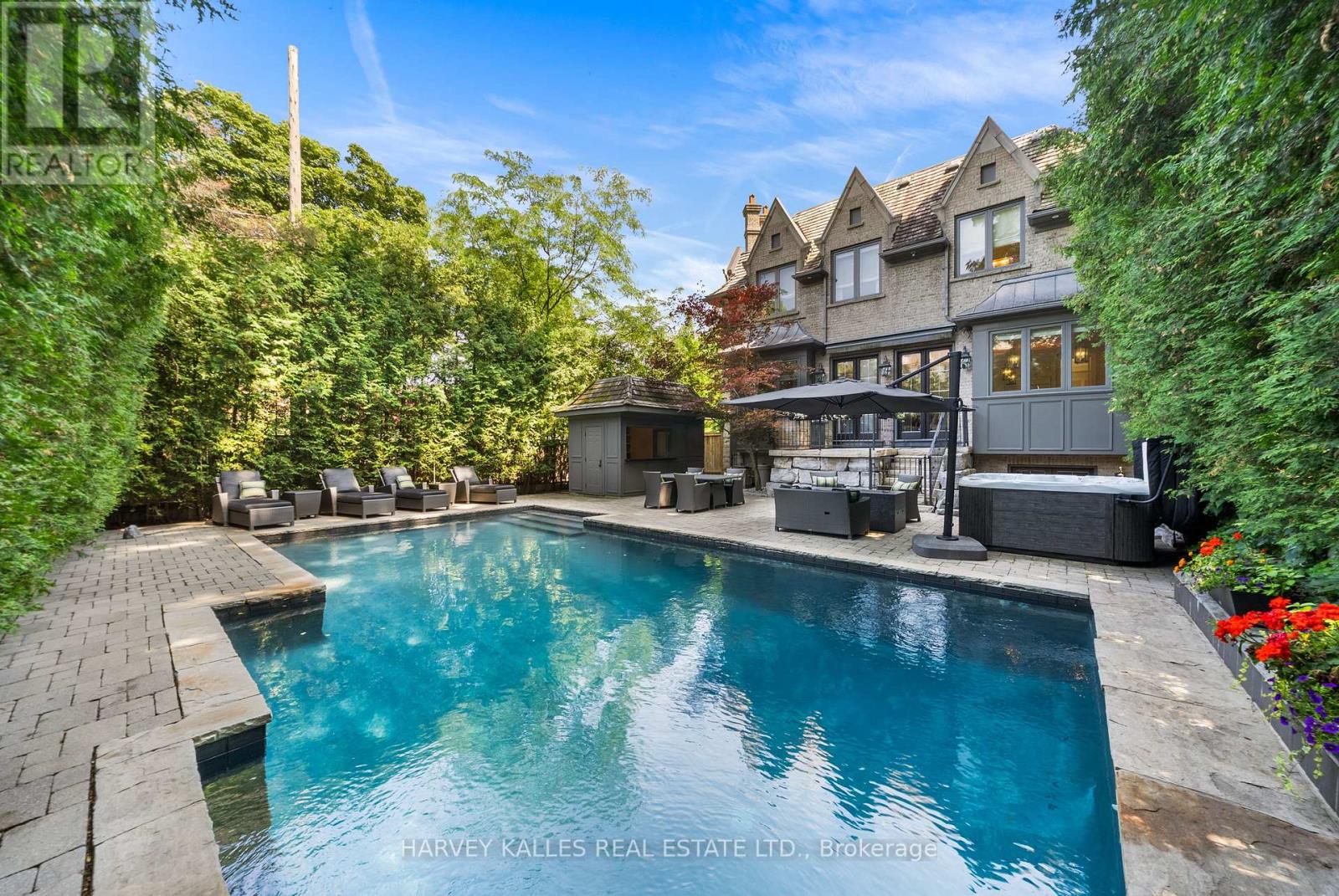 6 VESTA DRIVE