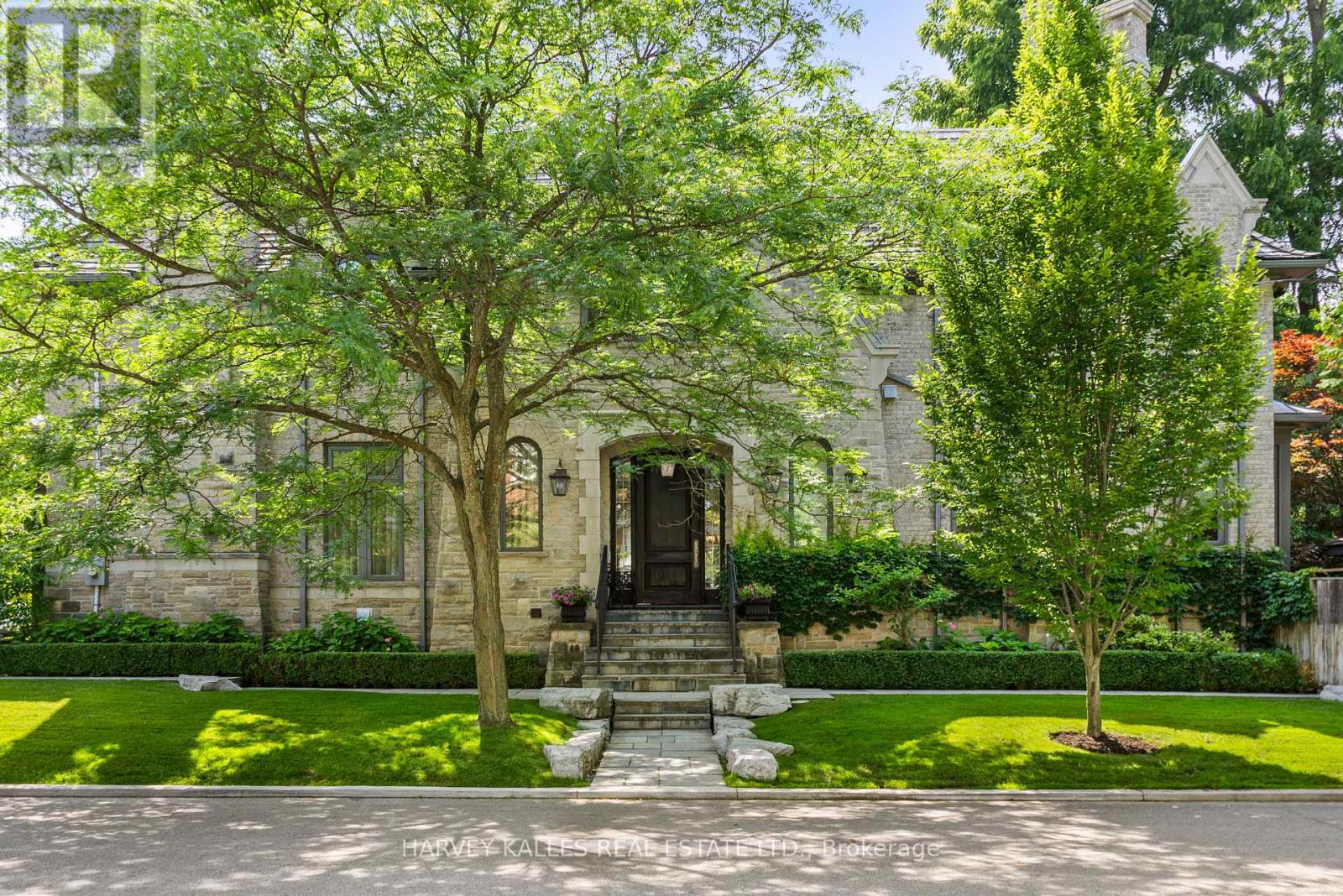 6 VESTA DRIVE