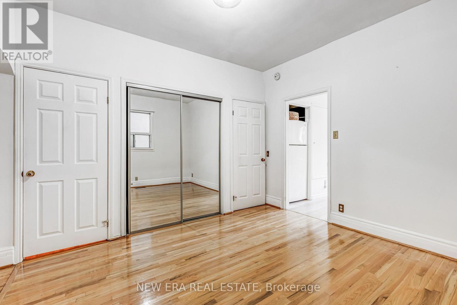 393 OSSINGTON AVENUE