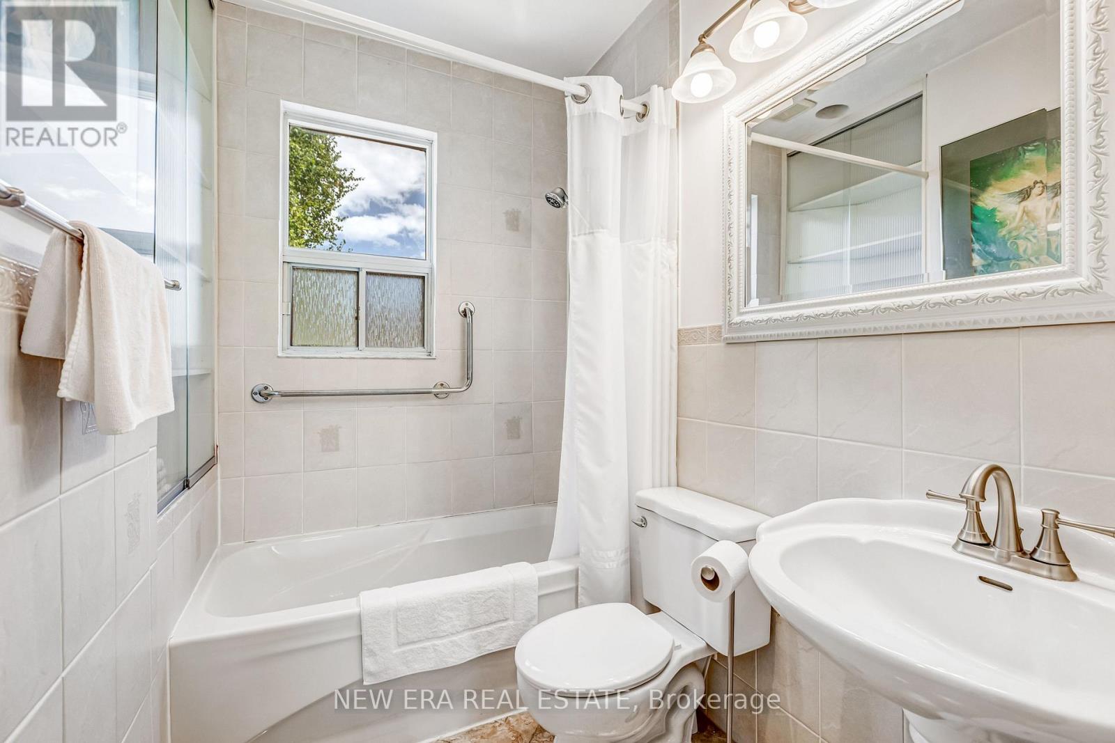 393 OSSINGTON AVENUE