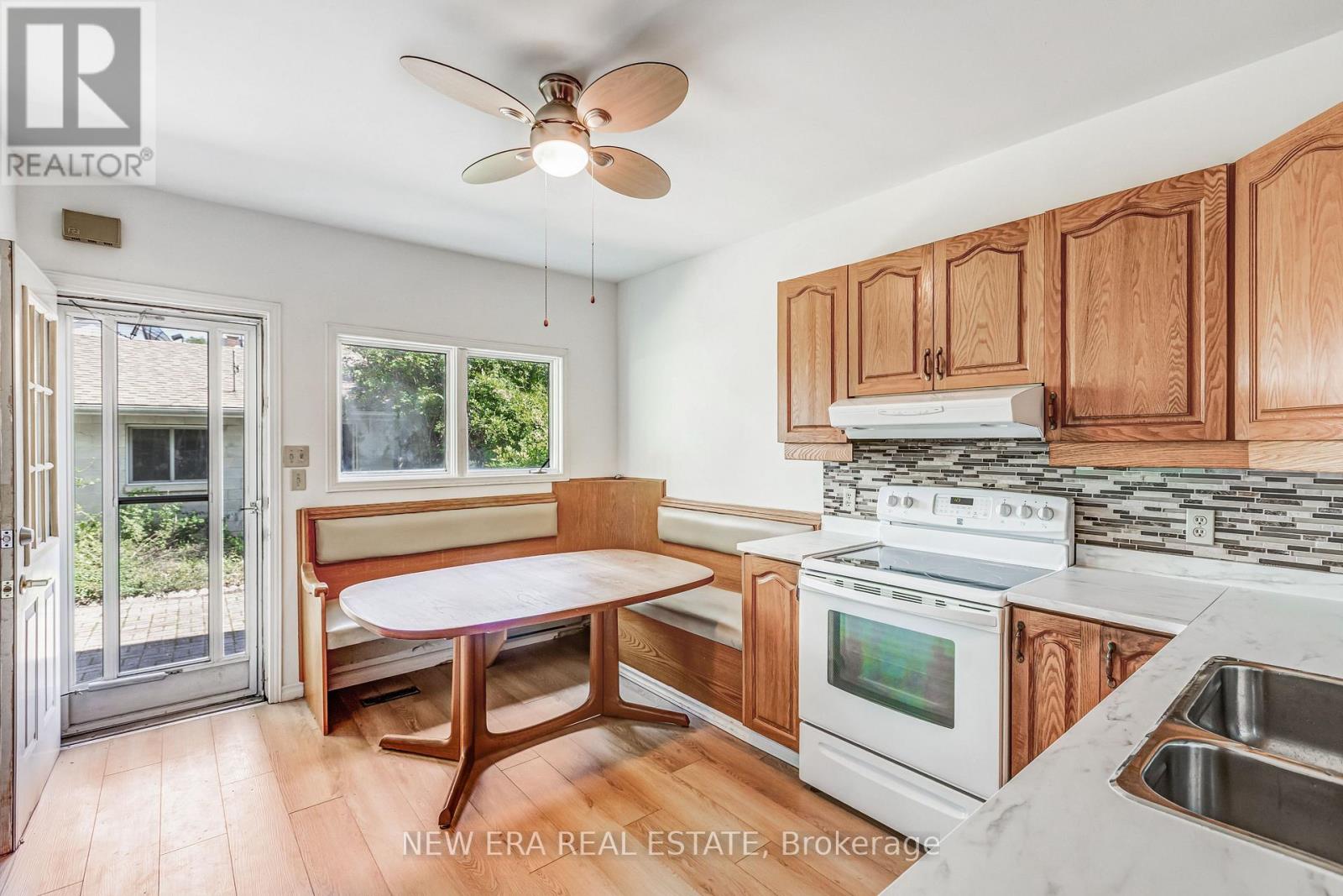 393 OSSINGTON AVENUE