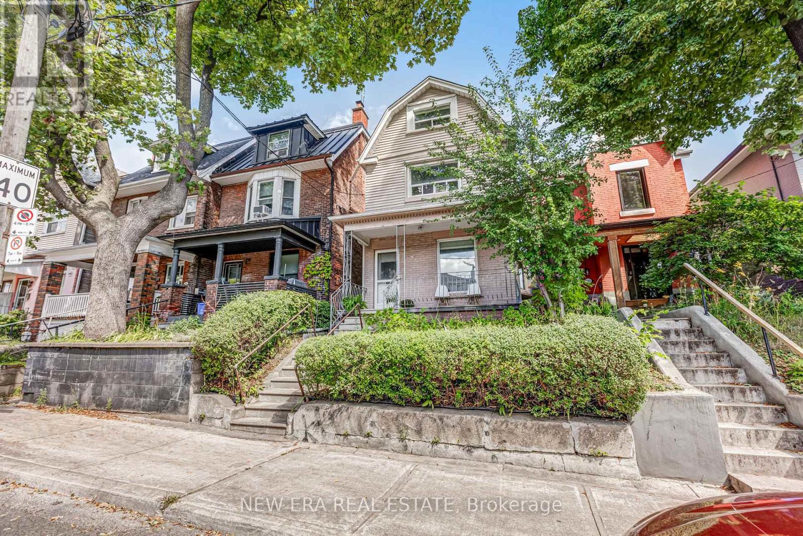 393 OSSINGTON AVENUE