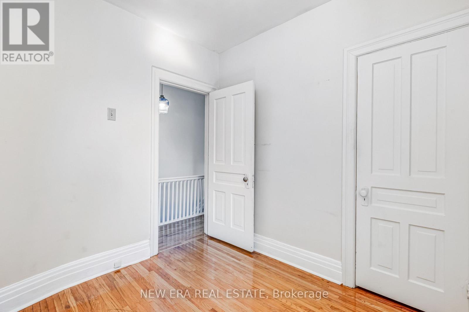 393 OSSINGTON AVENUE