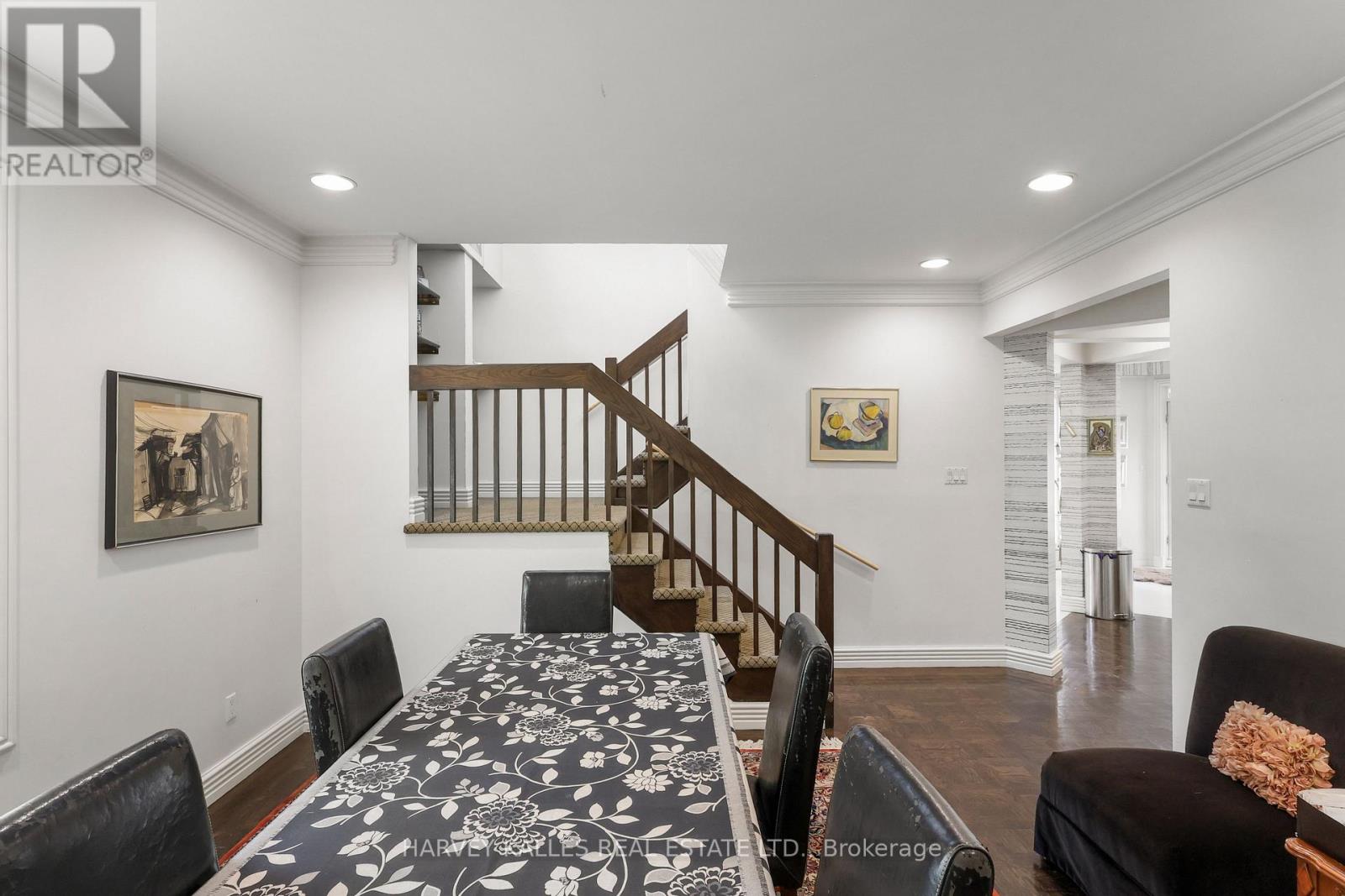 83 HILLMOUNT AVENUE