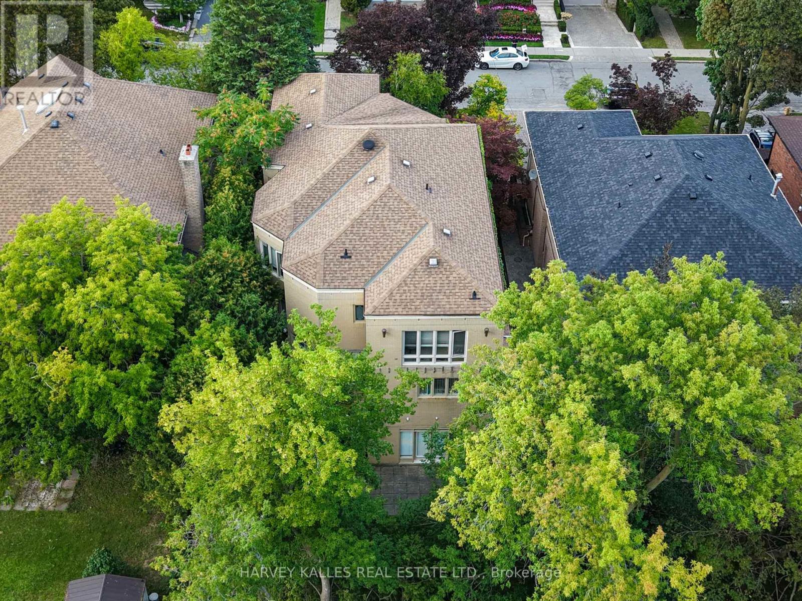 83 HILLMOUNT AVENUE