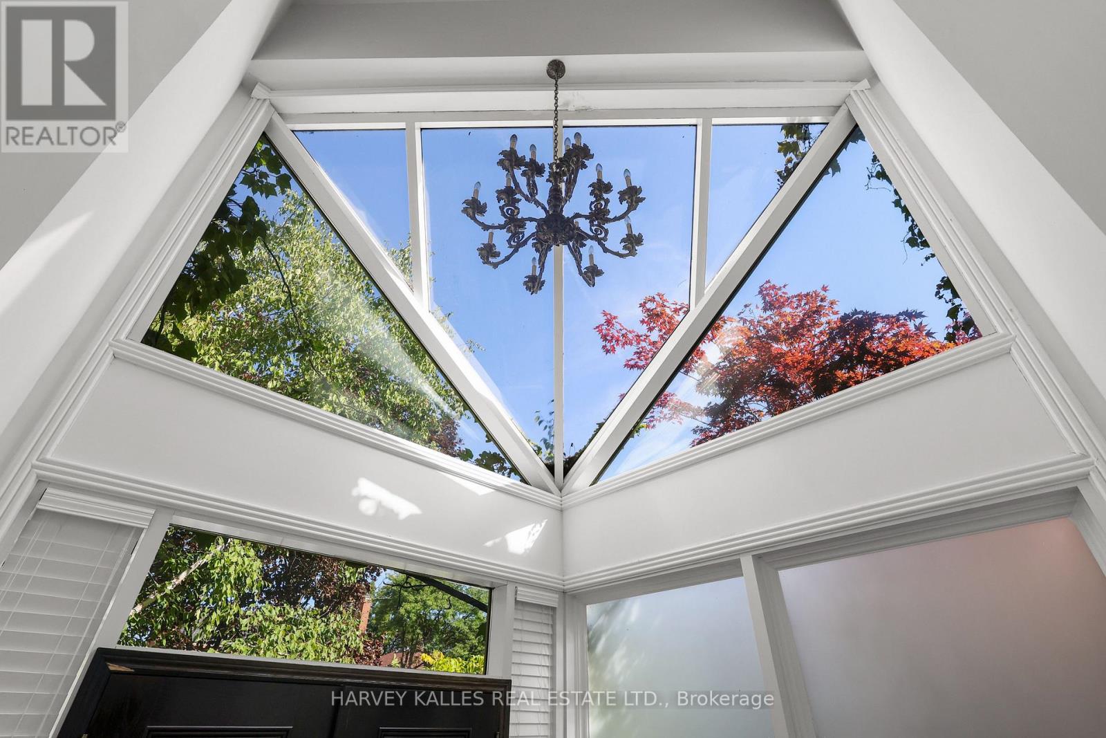 83 HILLMOUNT AVENUE