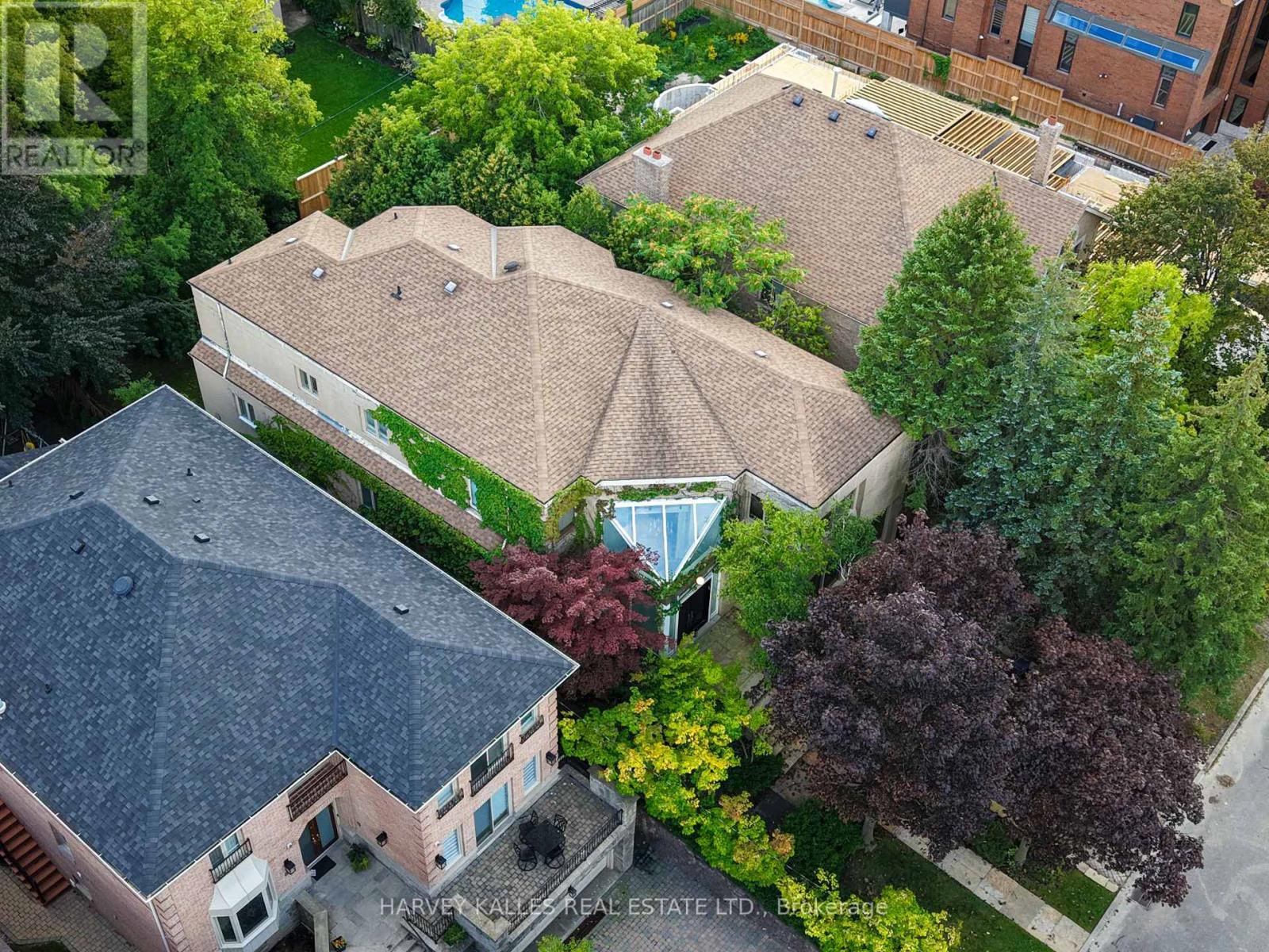 83 HILLMOUNT AVENUE