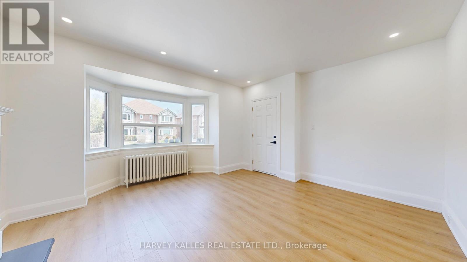 1 - 1214 AVENUE ROAD