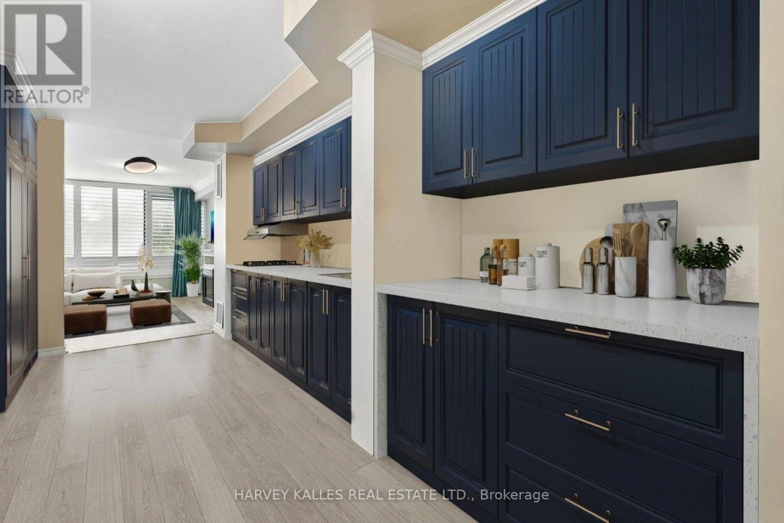 204 - 65 SKYMARK DRIVE