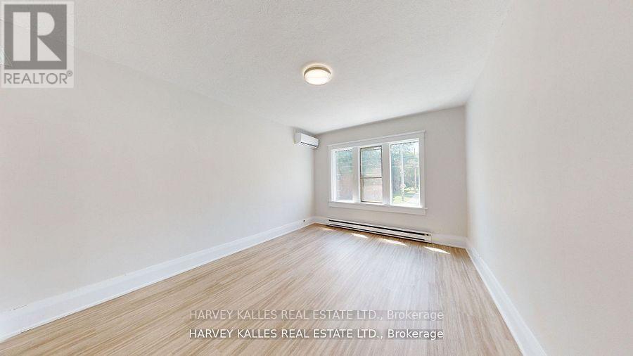 6 - 1065 BATHURST STREET