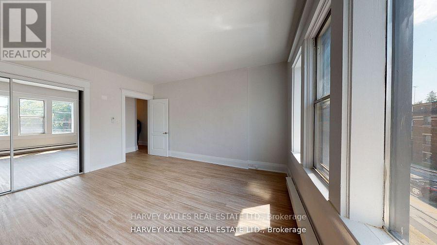 6 - 1065 BATHURST STREET