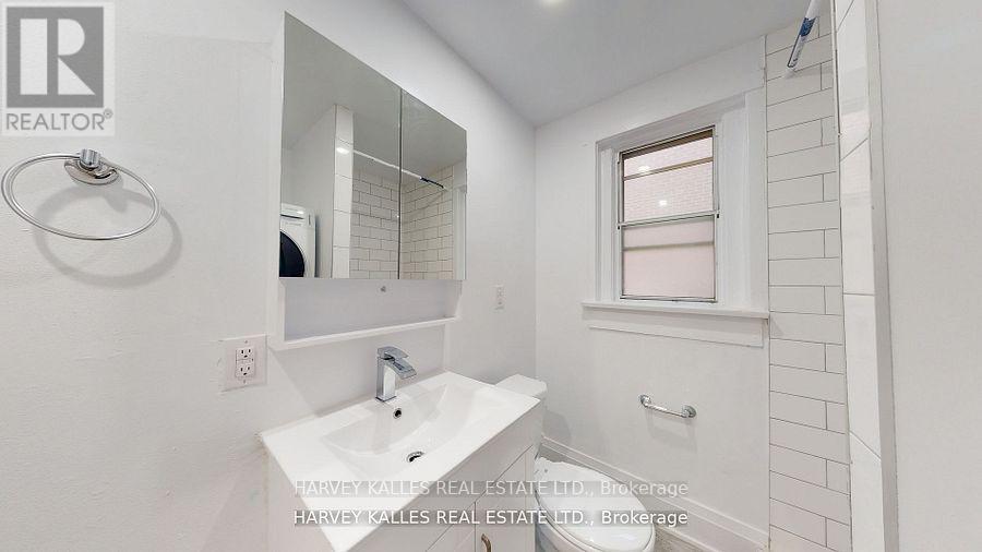 6 - 1065 BATHURST STREET