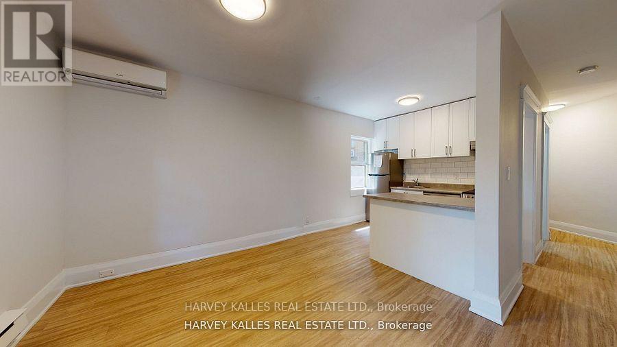 6 - 1065 BATHURST STREET