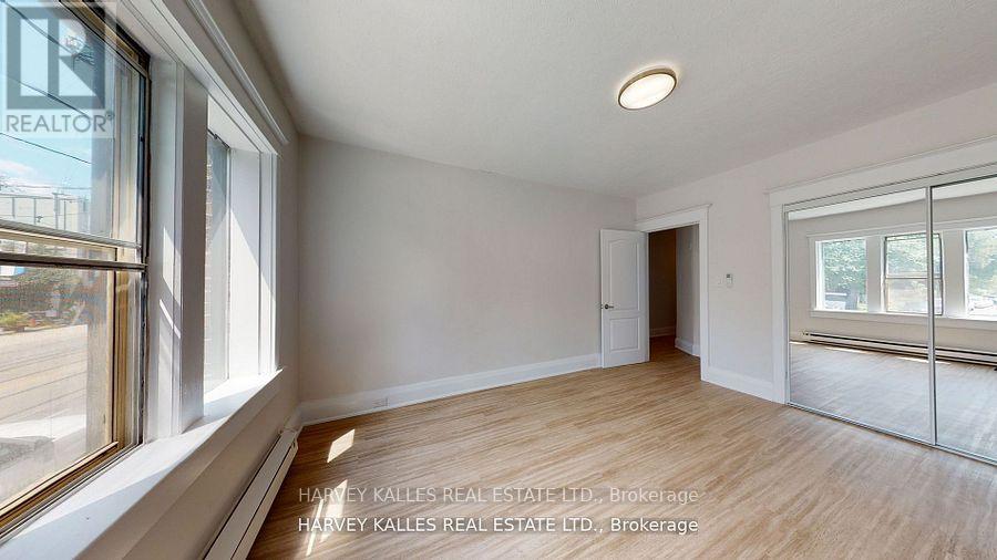 6 - 1065 BATHURST STREET