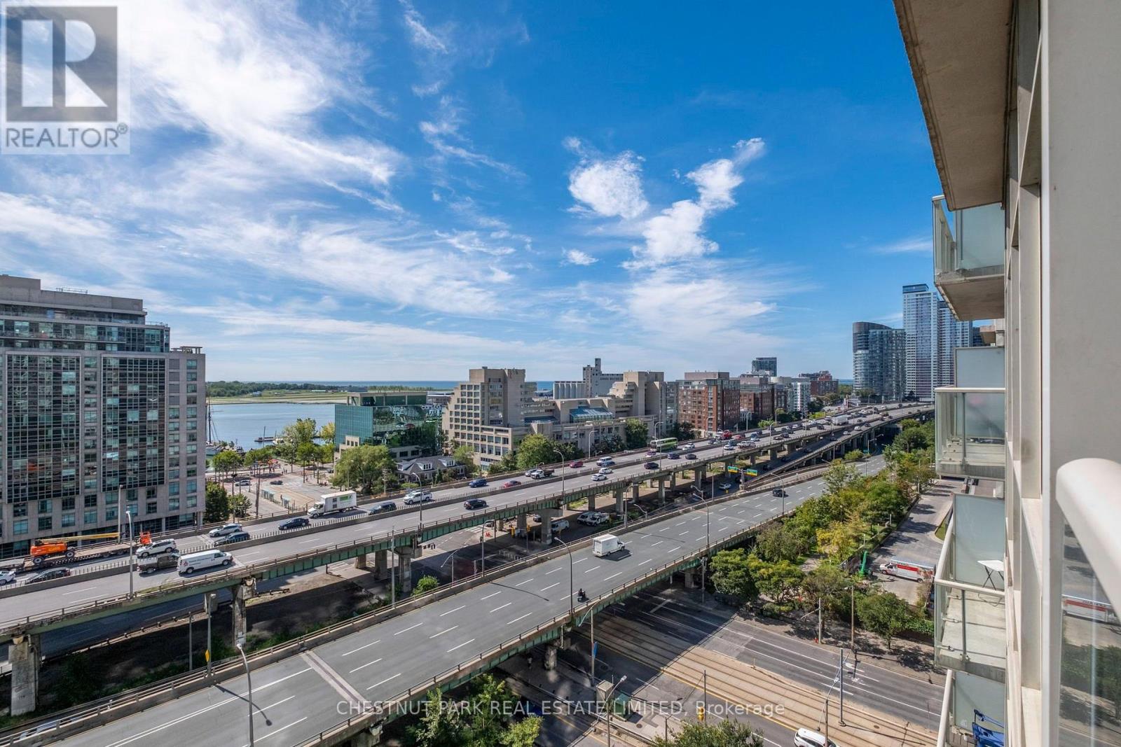 1209 - 35 MARINER TERRACE