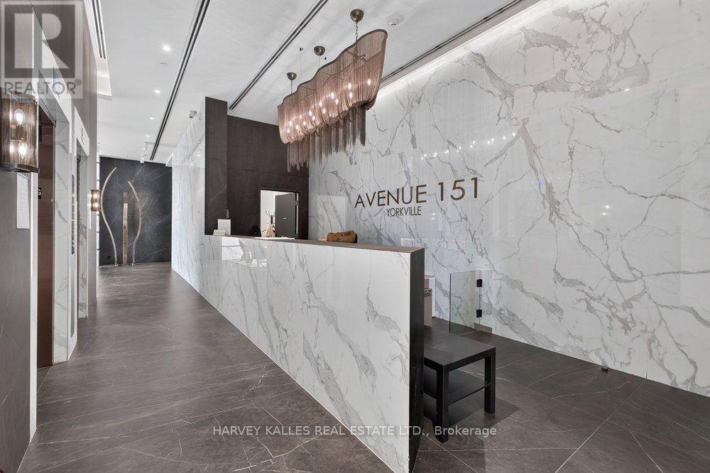 510 - 151 AVENUE ROAD