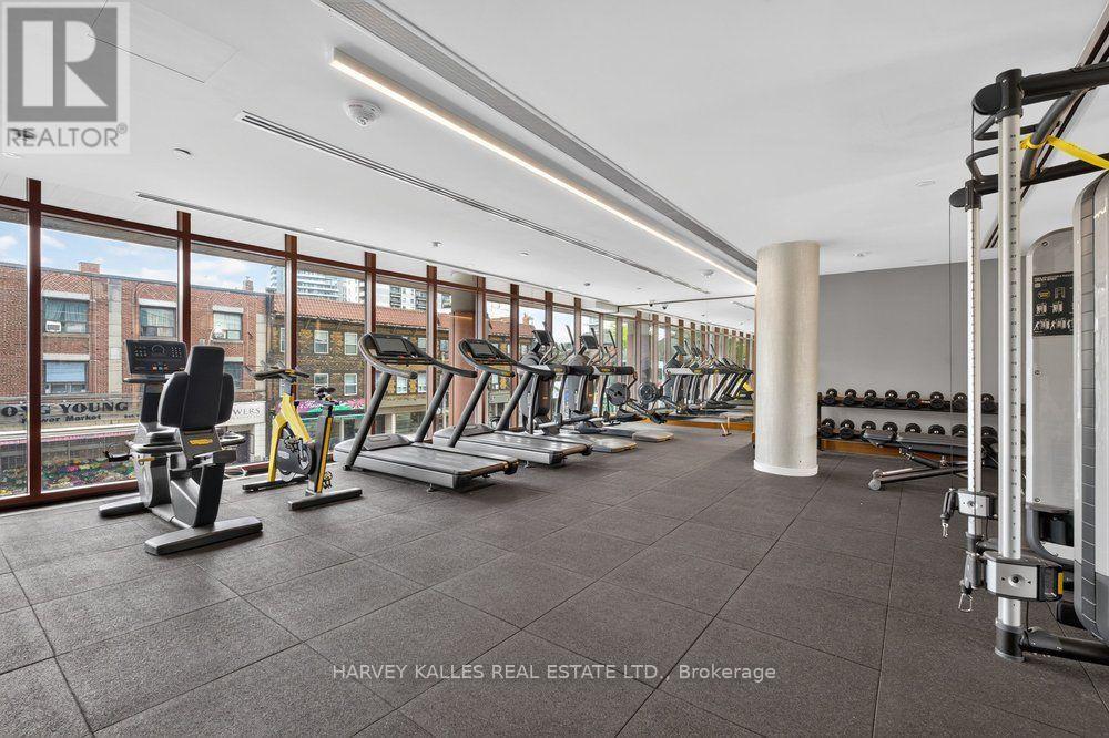 510 - 151 AVENUE ROAD