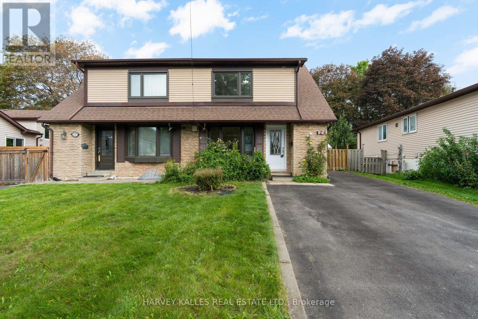 225 HOLLYBERRY TRAIL