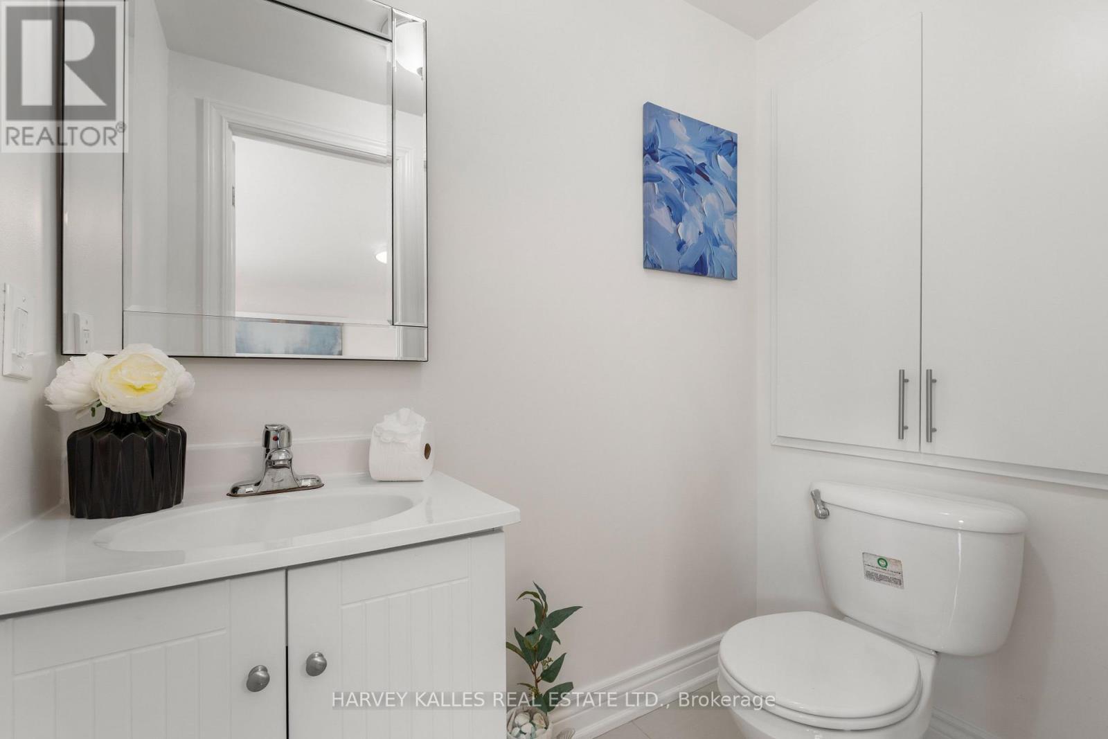 225 HOLLYBERRY TRAIL