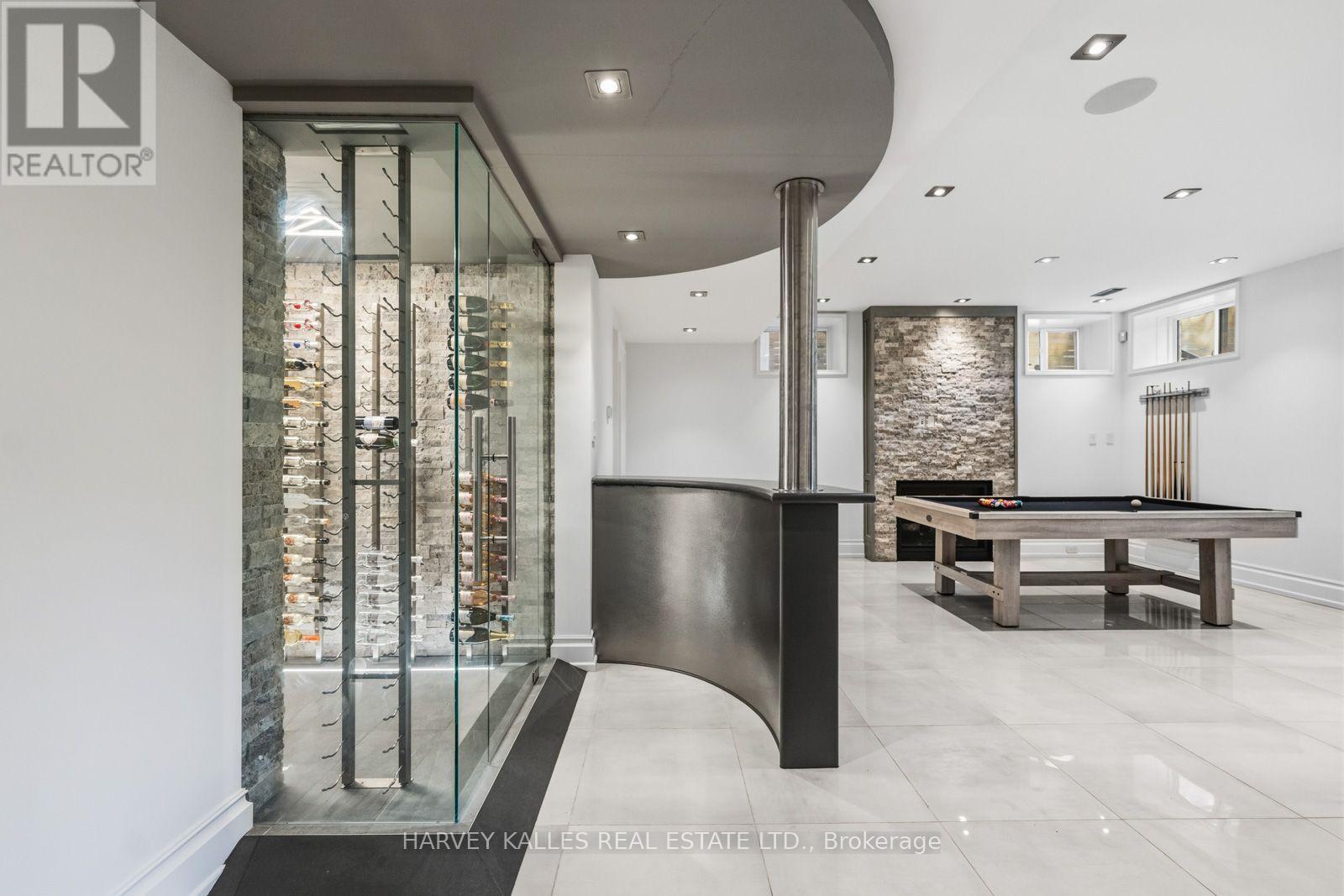 523 VESTA DRIVE