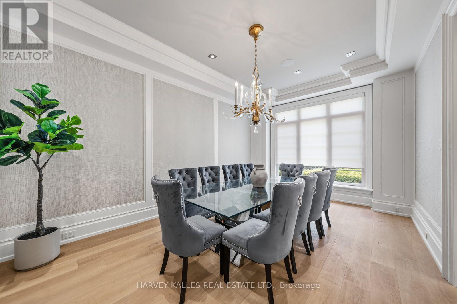 523 VESTA DRIVE