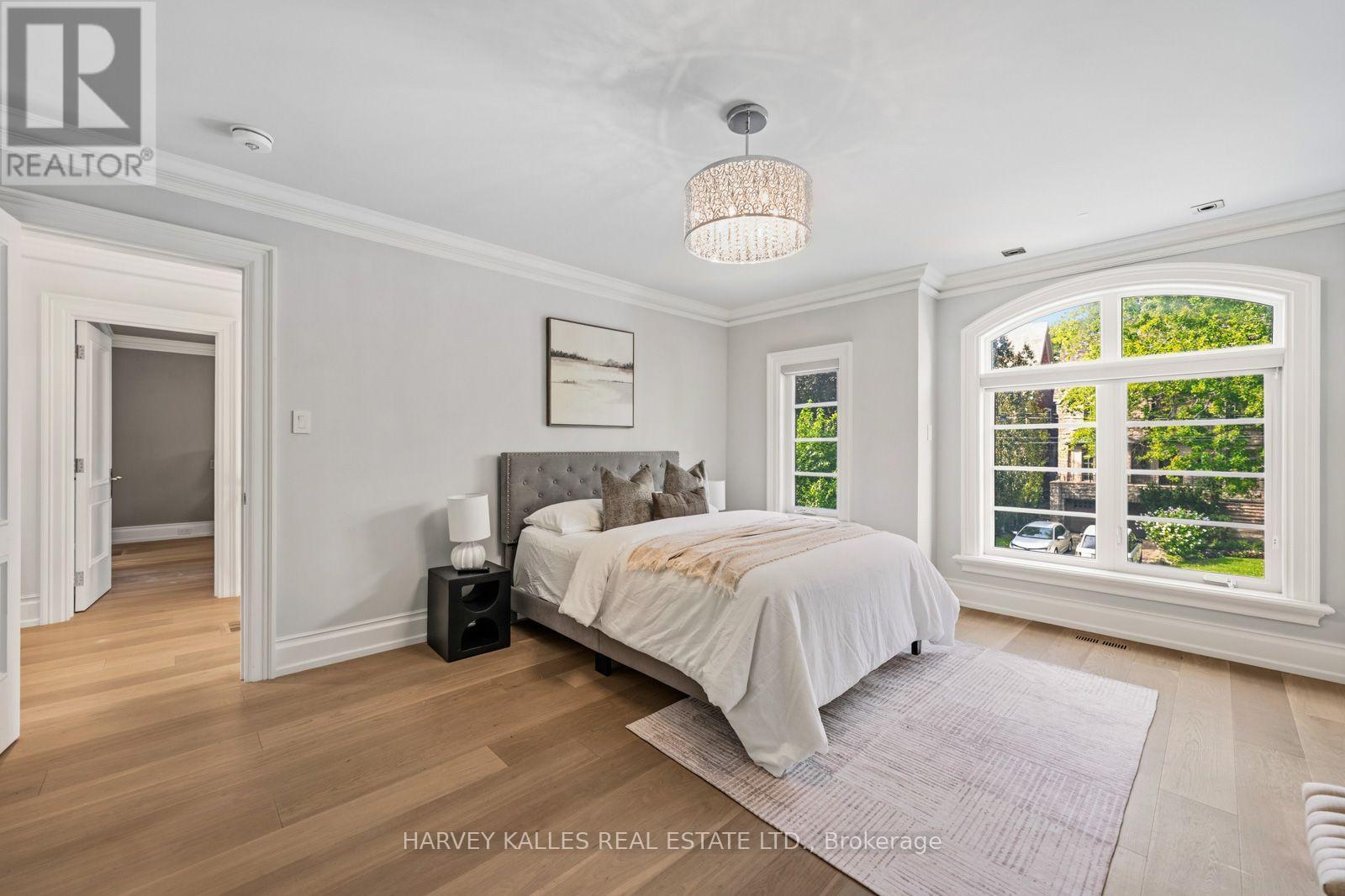 523 VESTA DRIVE