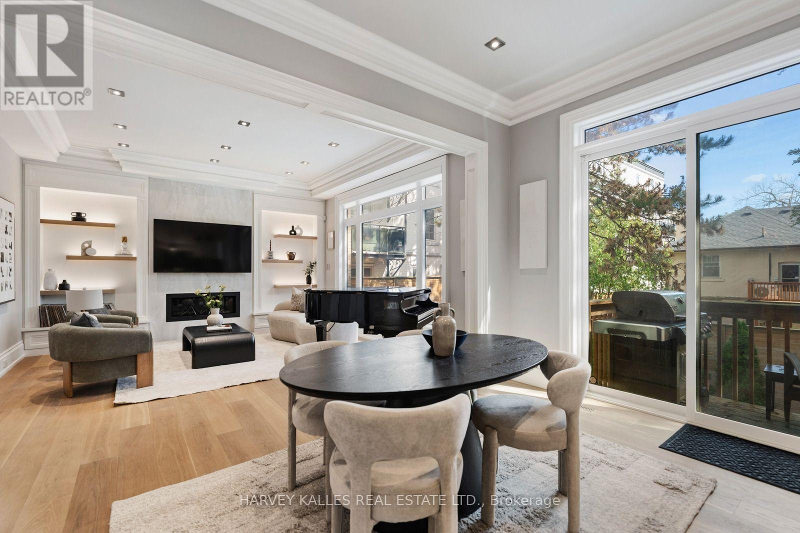 523 VESTA DRIVE