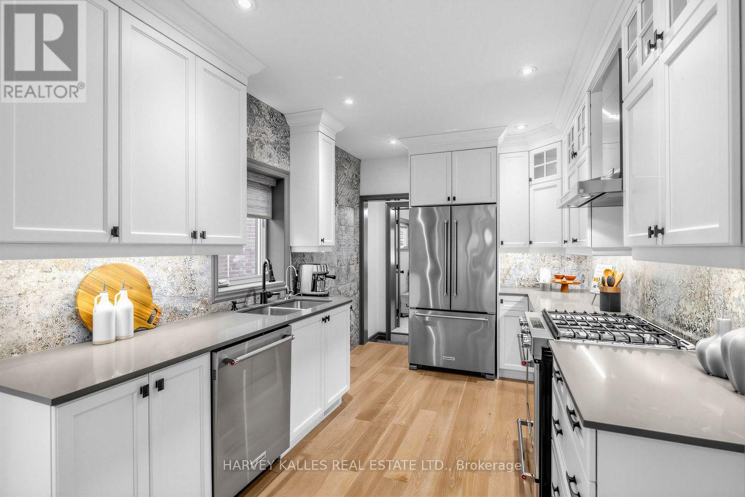 487 WINNETT AVENUE