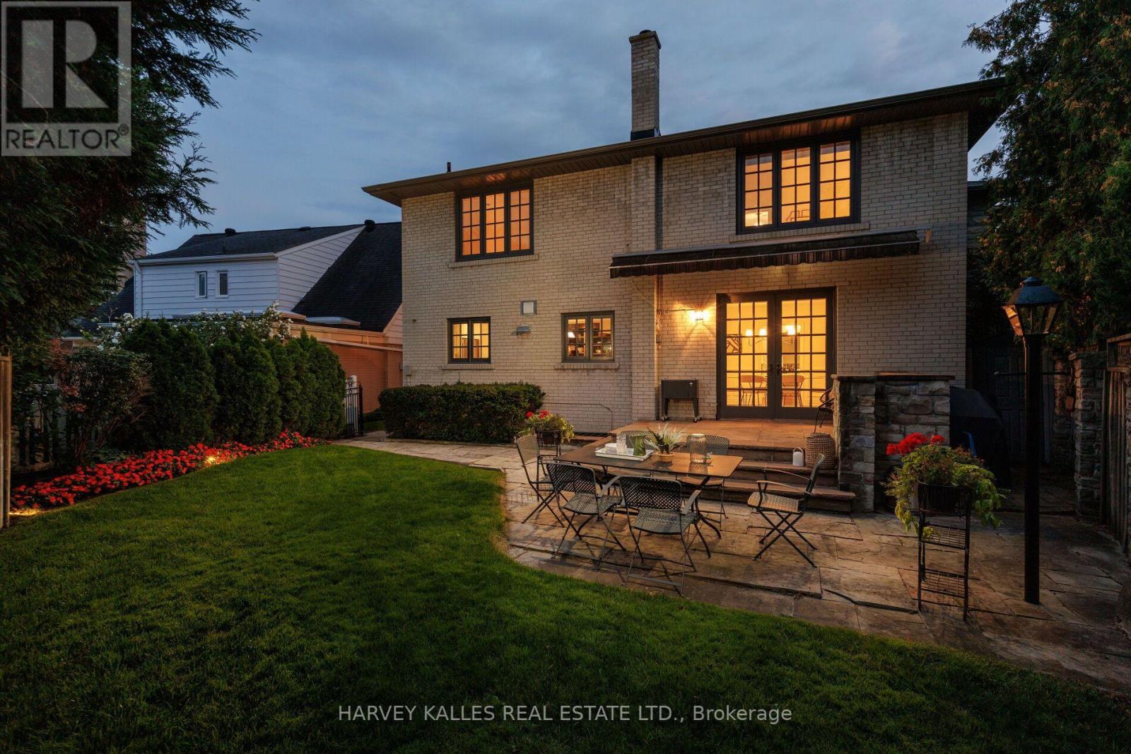 15 MOOREHILL DRIVE