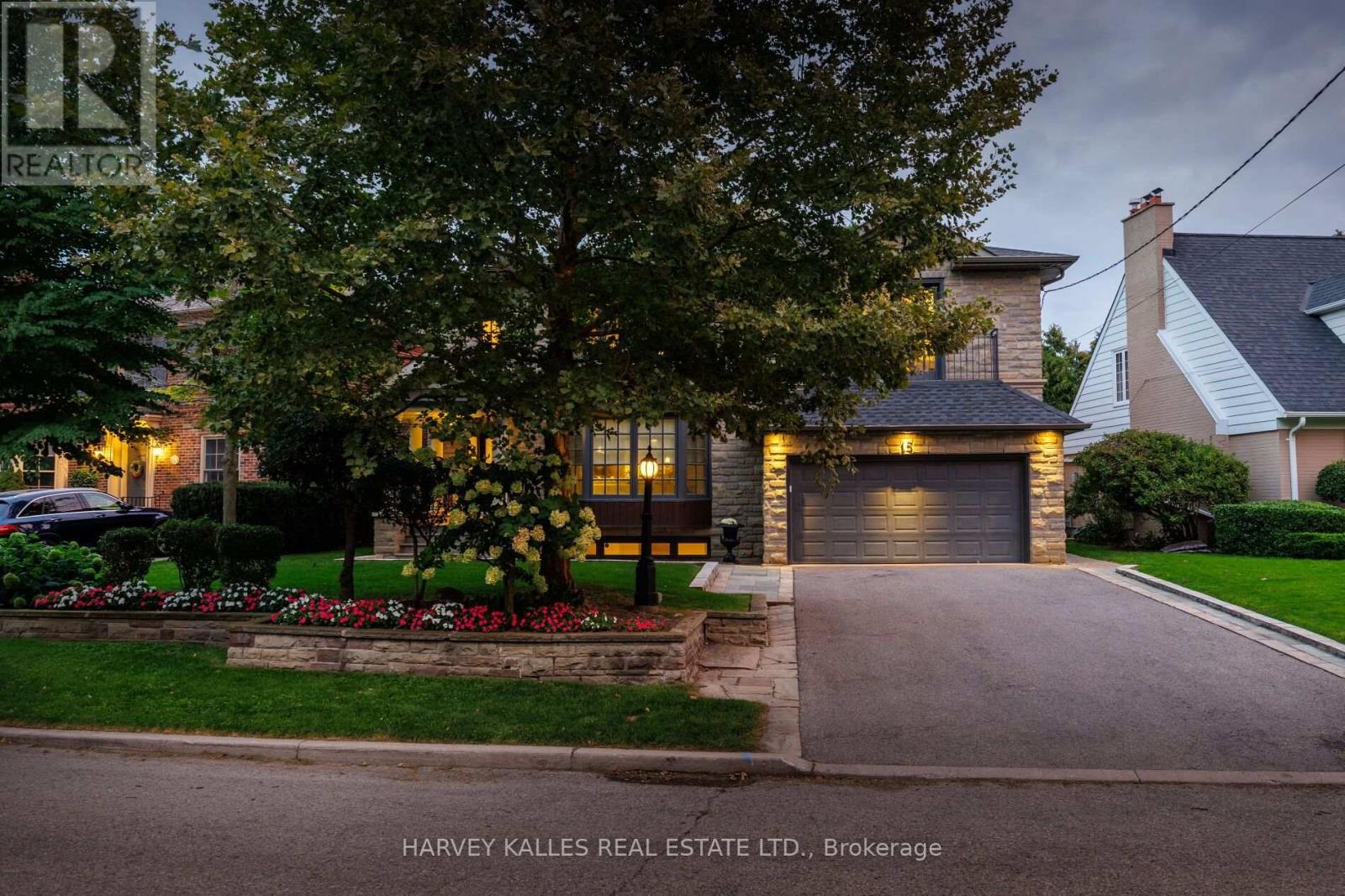 15 MOOREHILL DRIVE