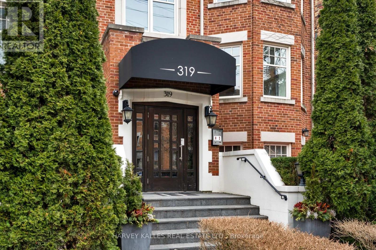 2D - 319 LONSDALE ROAD N