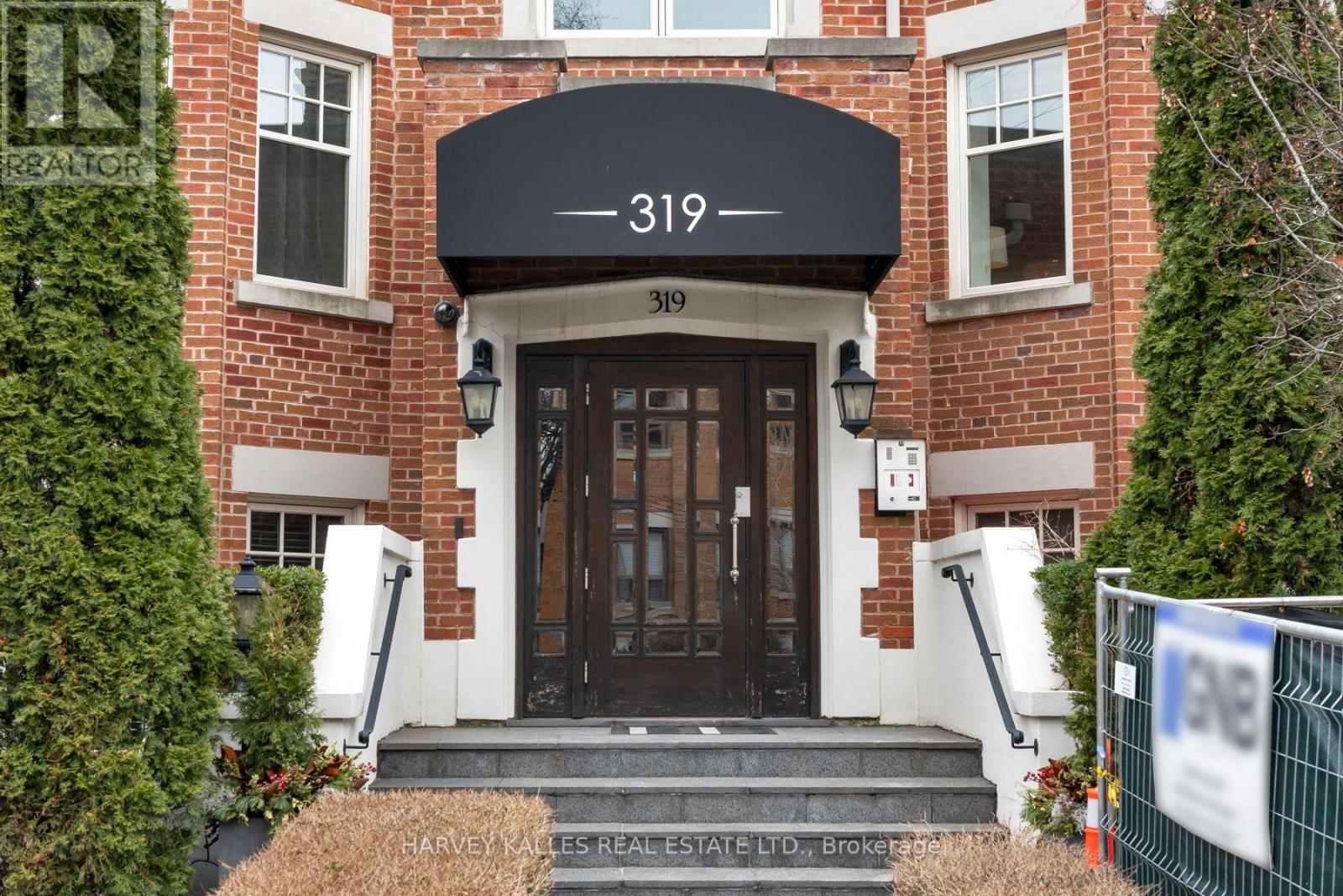 2D - 319 LONSDALE ROAD N