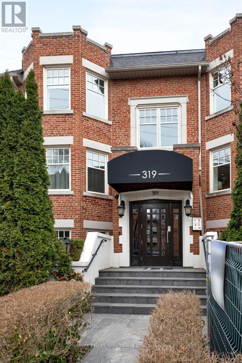 2D - 319 LONSDALE ROAD N