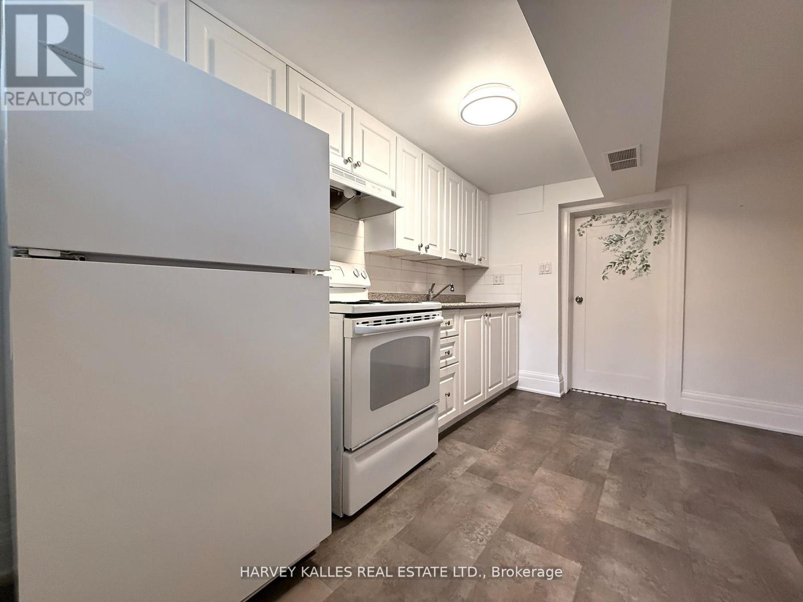 BSMT - 807 DUPLEX AVENUE