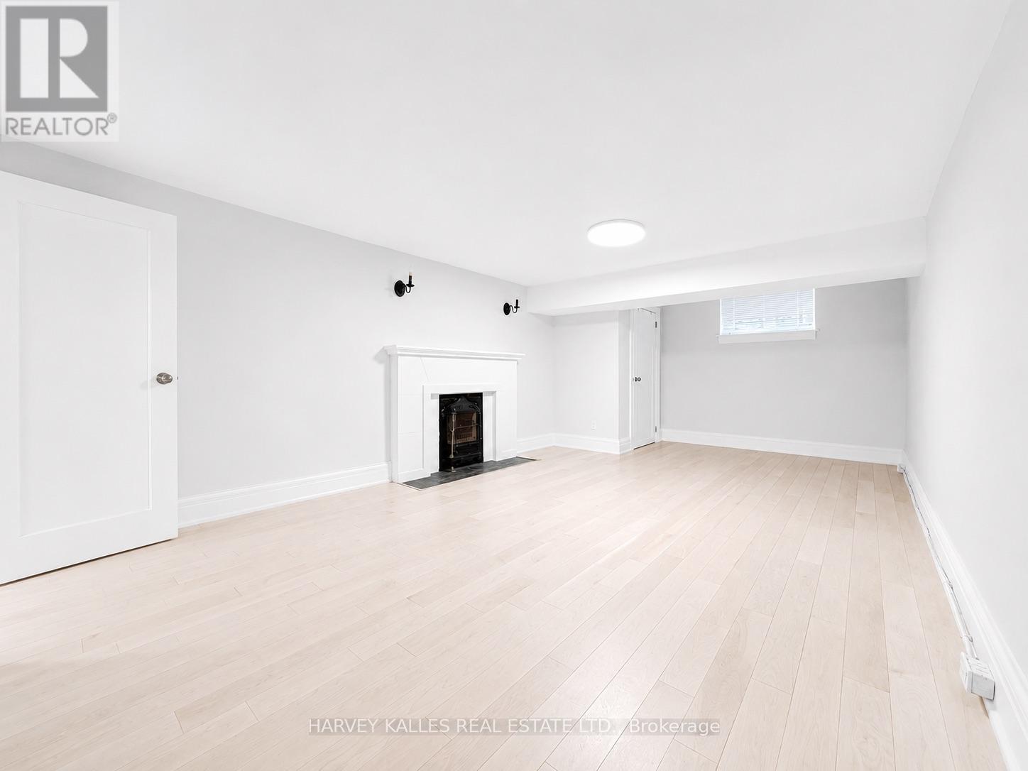 BSMT - 807 DUPLEX AVENUE