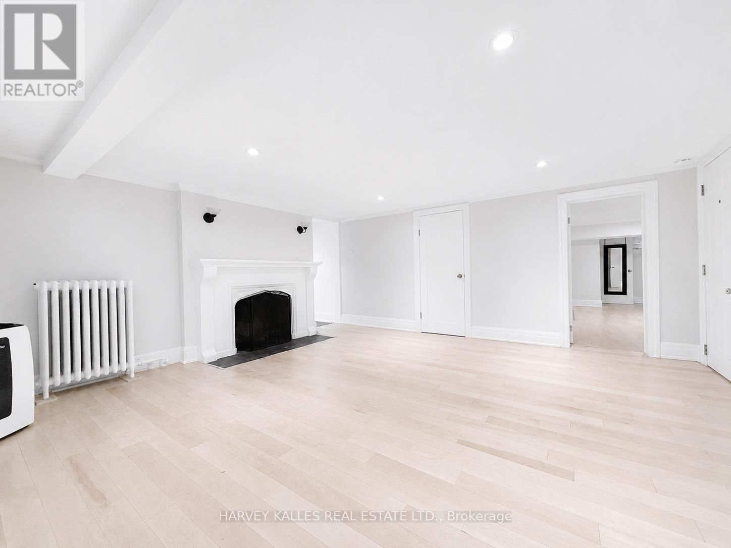 BSMT - 807 DUPLEX AVENUE