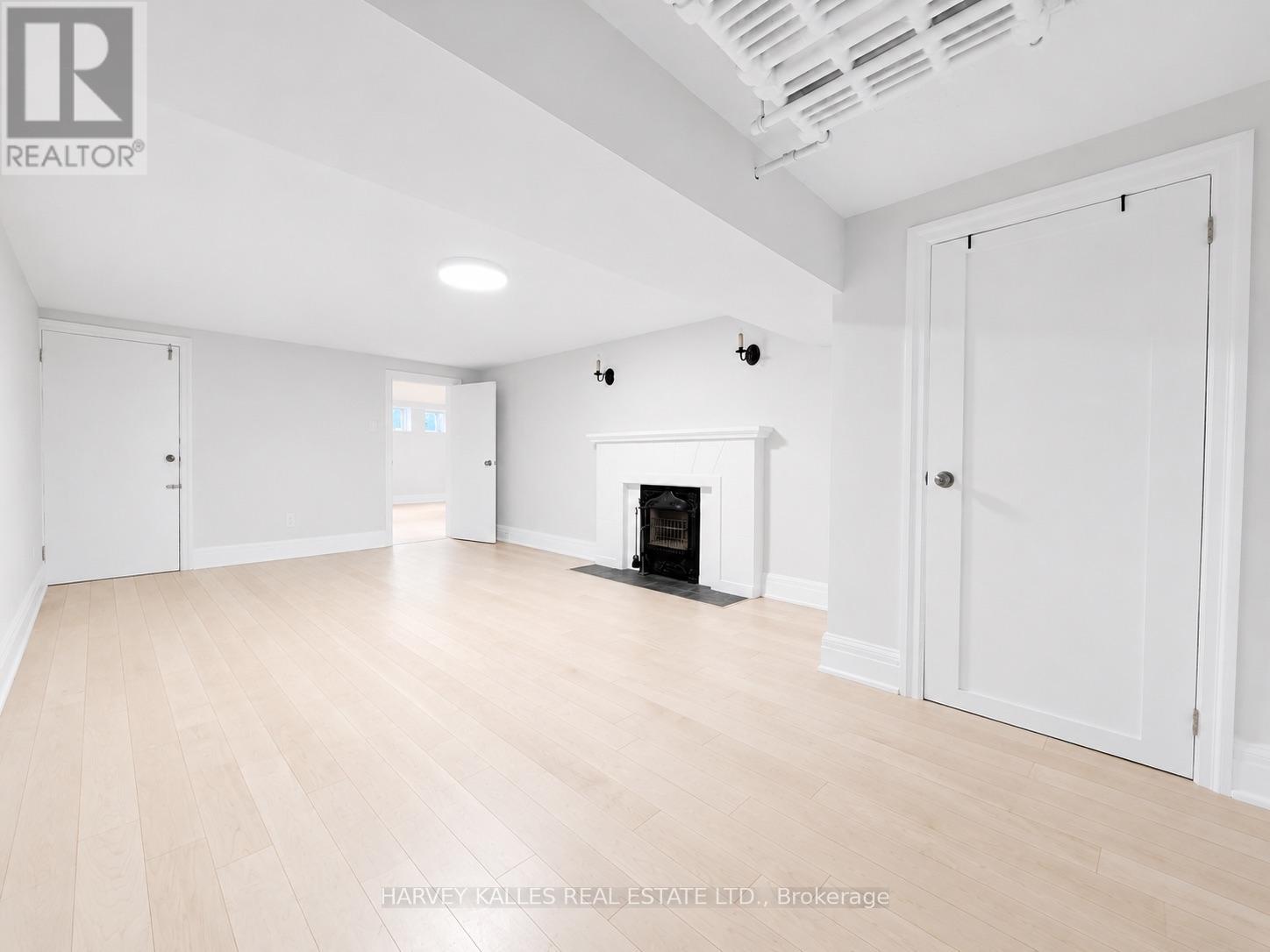 BSMT - 807 DUPLEX AVENUE