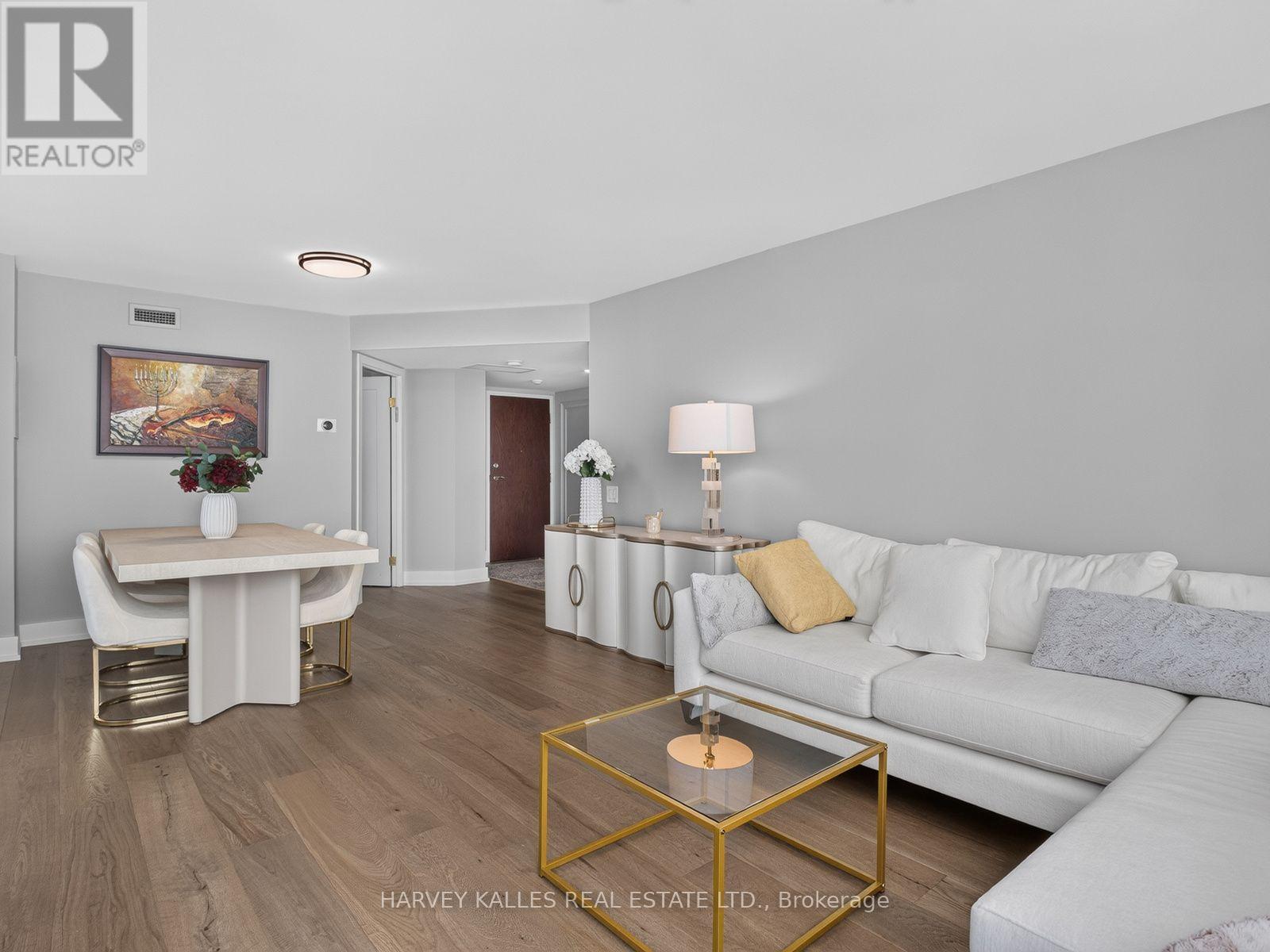 1004 - 8 COVINGTON ROAD